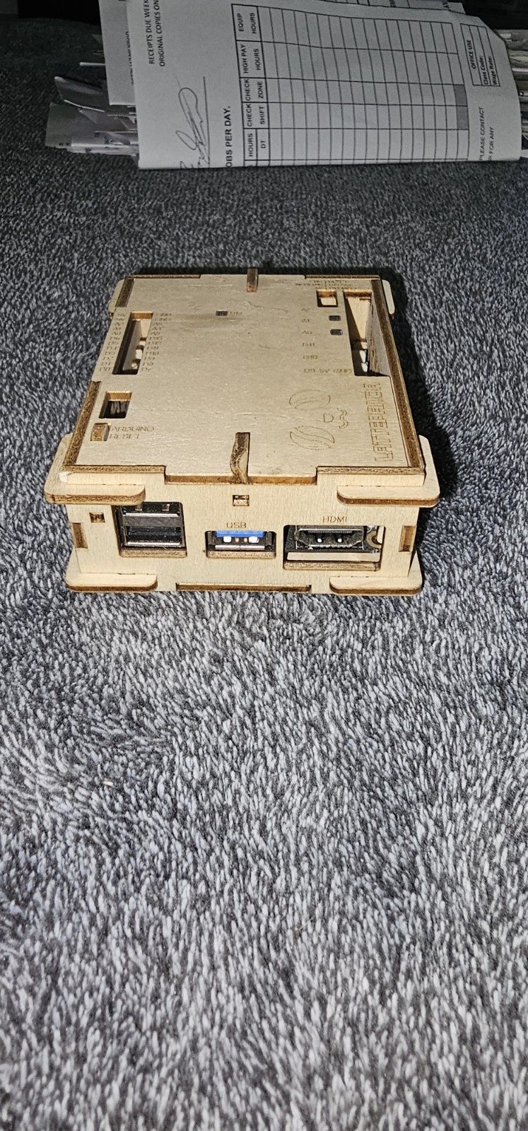 LattePanda V1.0 Single Board Computer 4GB/64GB Intel Z8300 Win10/Linux Wood Case
