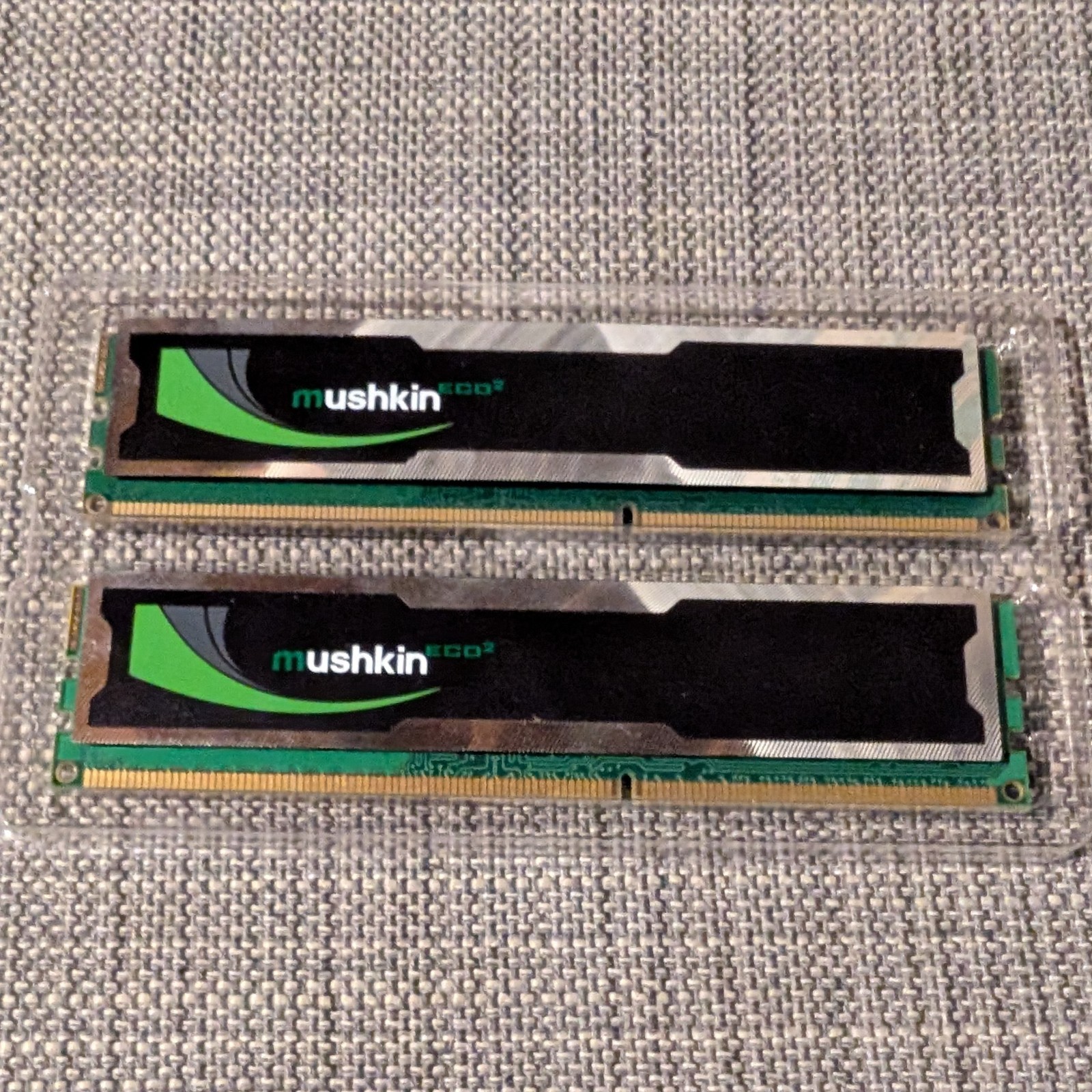 Mushkin ddr3 8GB RAM (4GB x 2)