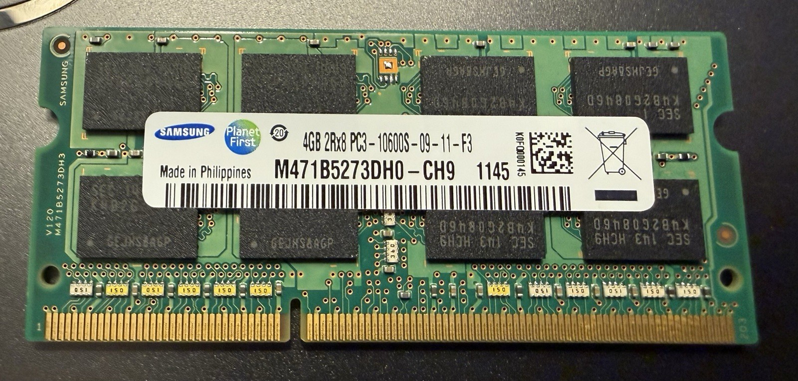 Samsung 4GB SO-DIMM DDR3 Memory (M471B5273DH0-CH9)