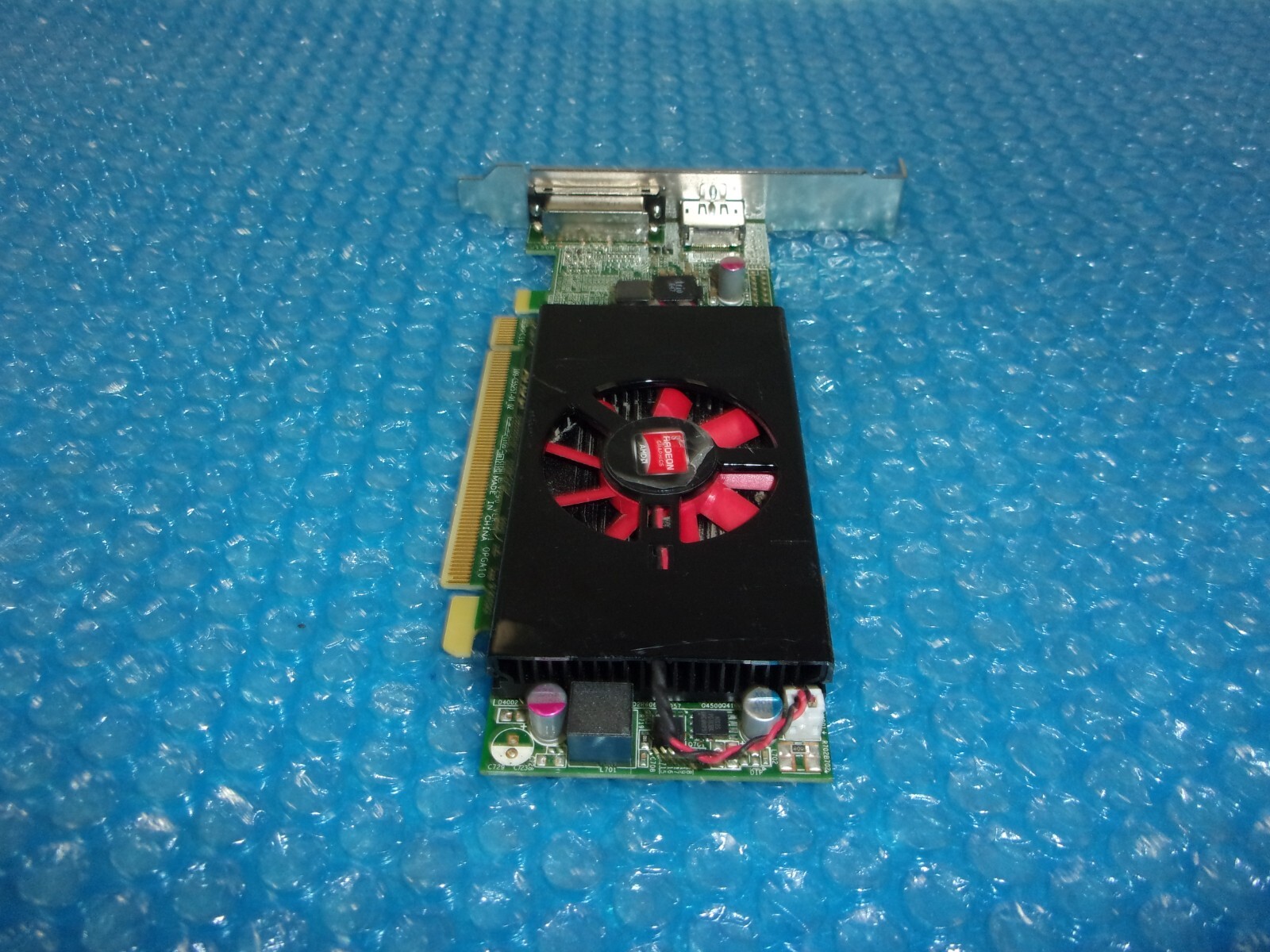 DELL AMD Radeon HD 8570 1GB GDDR3 Graphics Card 08HW0R 8HW0R