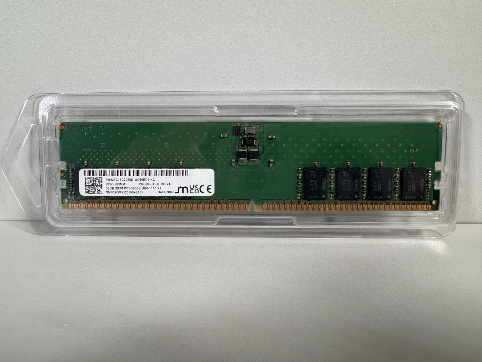 Micron DDR5 SDRAM UDIMM 32GB PC5-5600B 288-Pin Unbuffered MTC16C2085S1UC56BD1