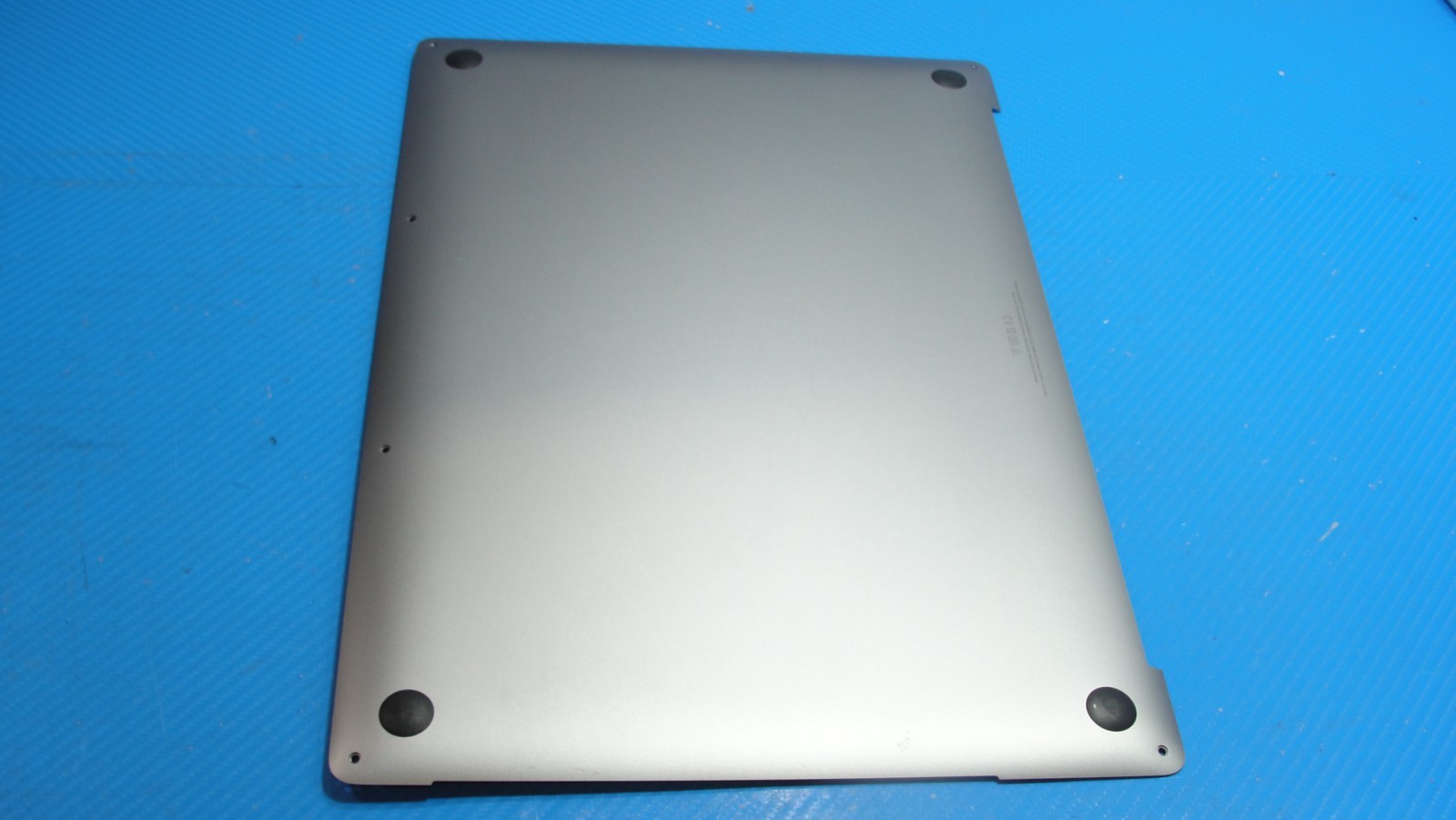 MacBook Pro 16″ A2141 2019 MVVJ2LL MVVK2LL Bottom Case Space Gray 923-03844