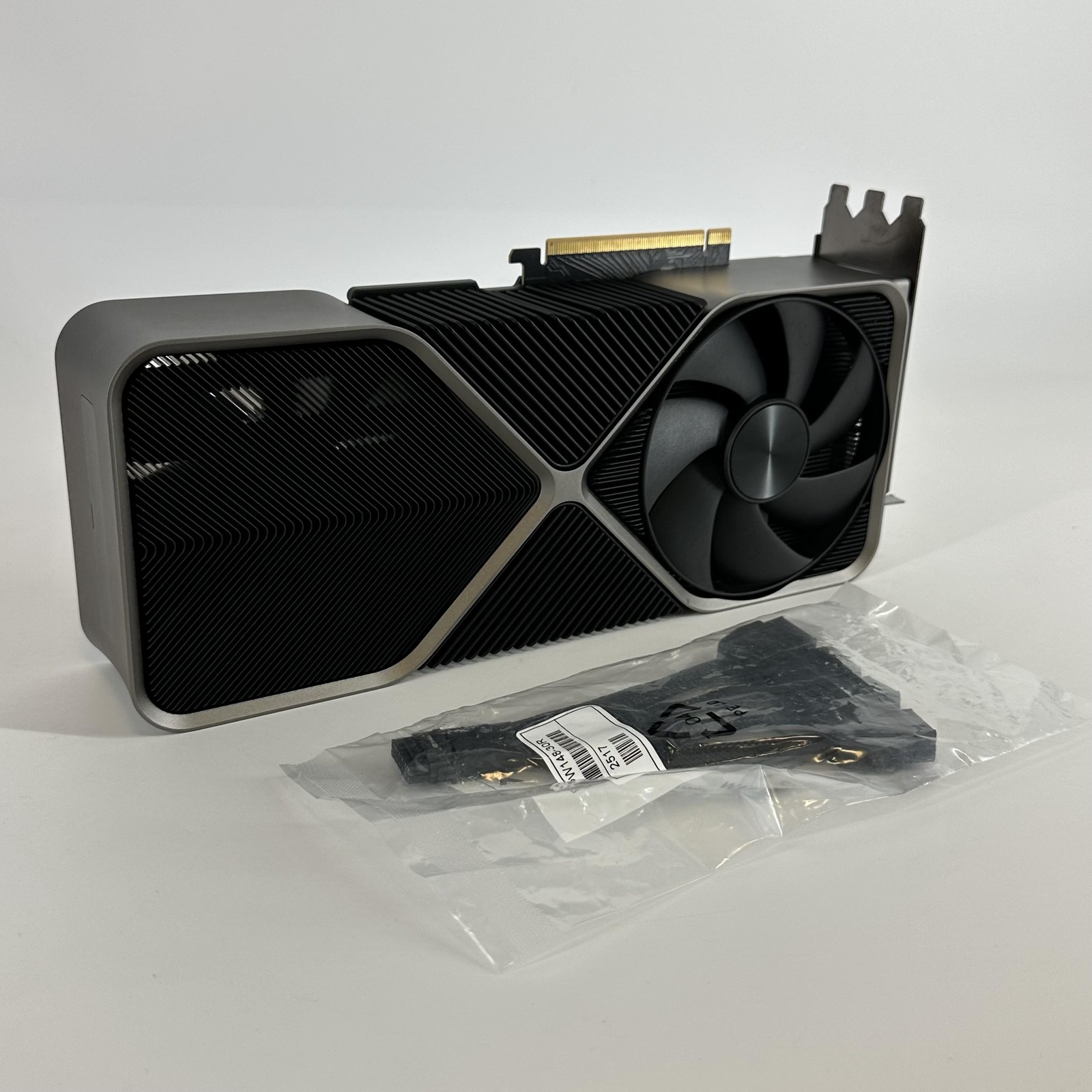 NVIDIA Founders Edition GeForce RTX 4080 16GB – Graphics Card – Very Good