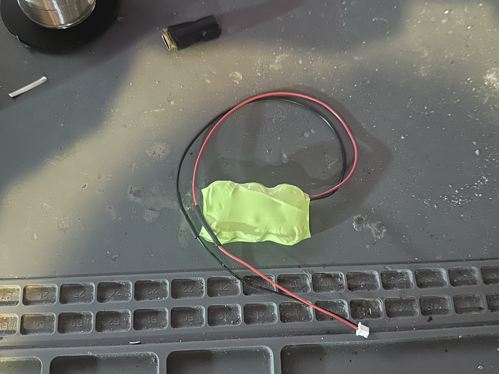 Macintosh PowerBook 2400C PRAM Battery