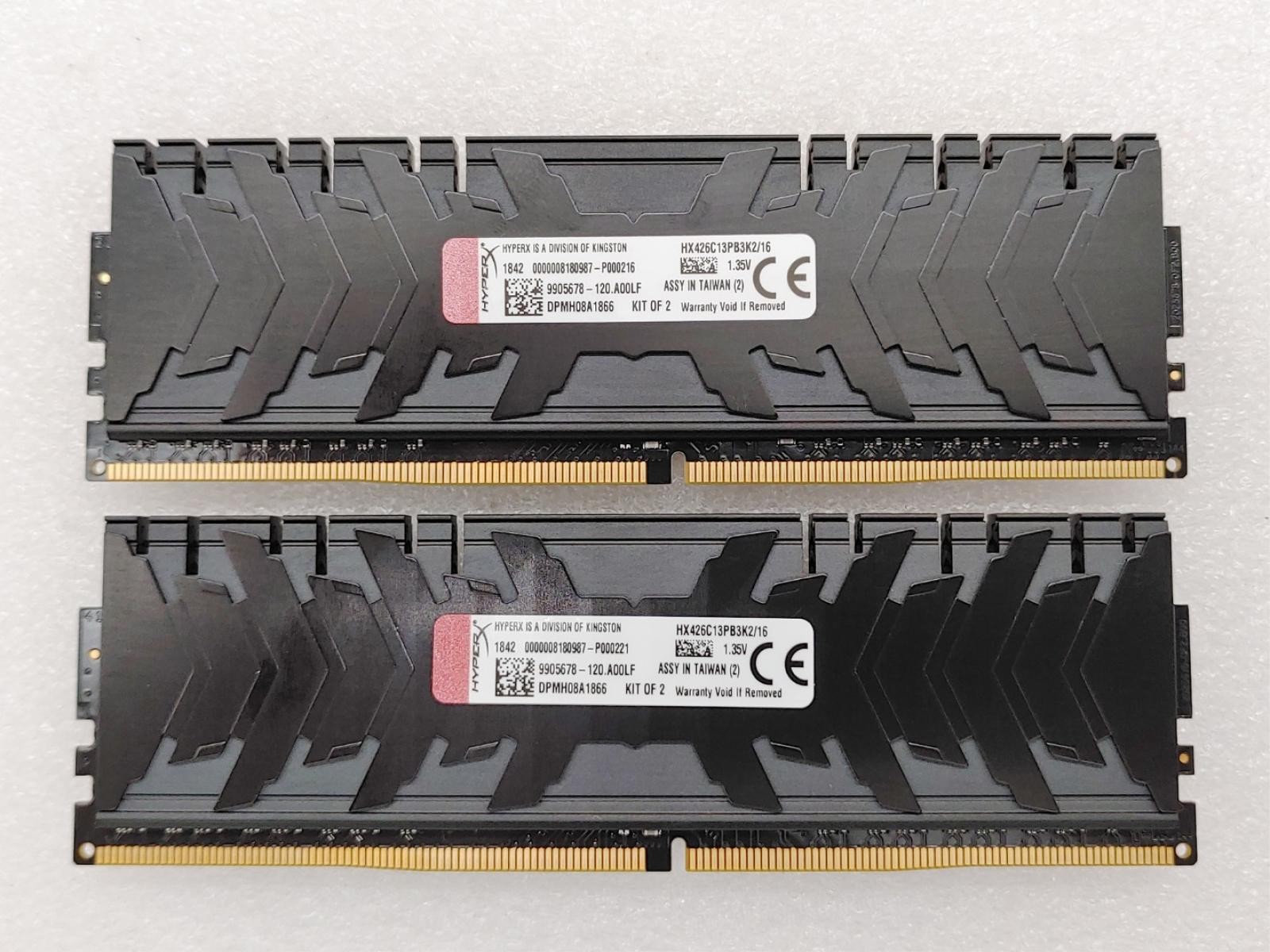 Kingston HyperX Predator 16GB (2x8GB) DDR4 2666MHz (HX426C13PB3K2/16) RAM Memory