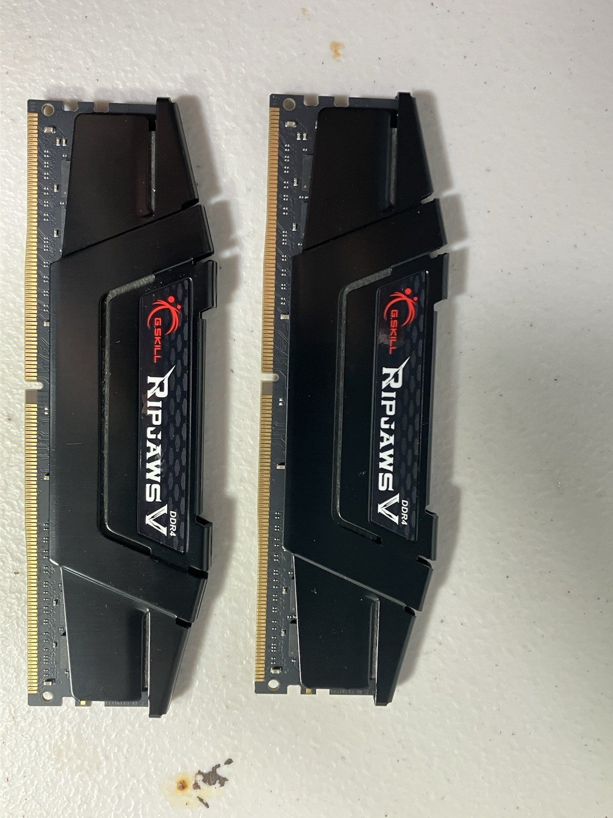 G.Skill Ripjaws V 32GB (2x16GB) RAM DDR4 3200MHz