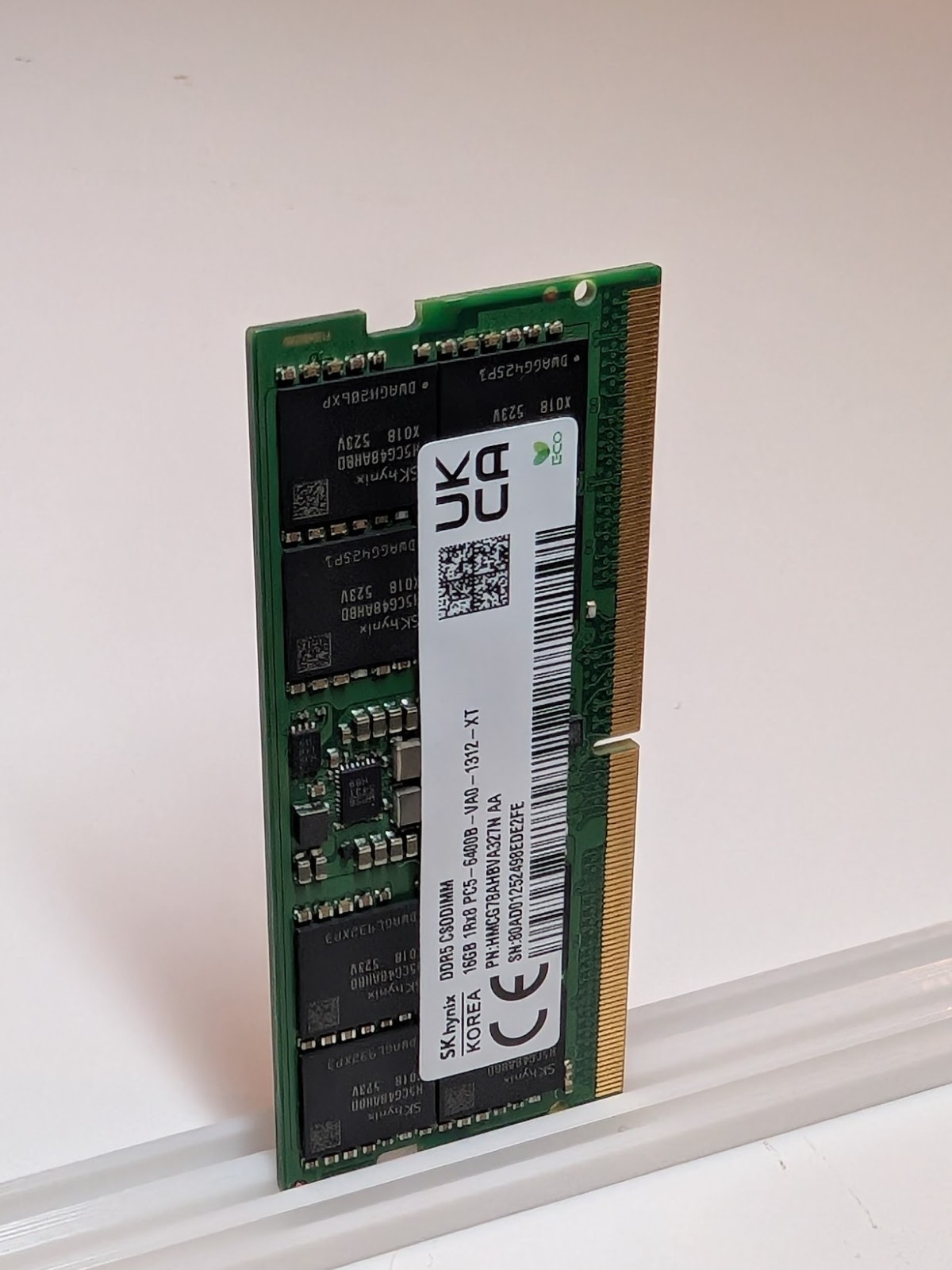 SK hynix 16GB 1x16GB DDR5 CSODIMM 6400 CL52 1Rx8 Laptop Memory
