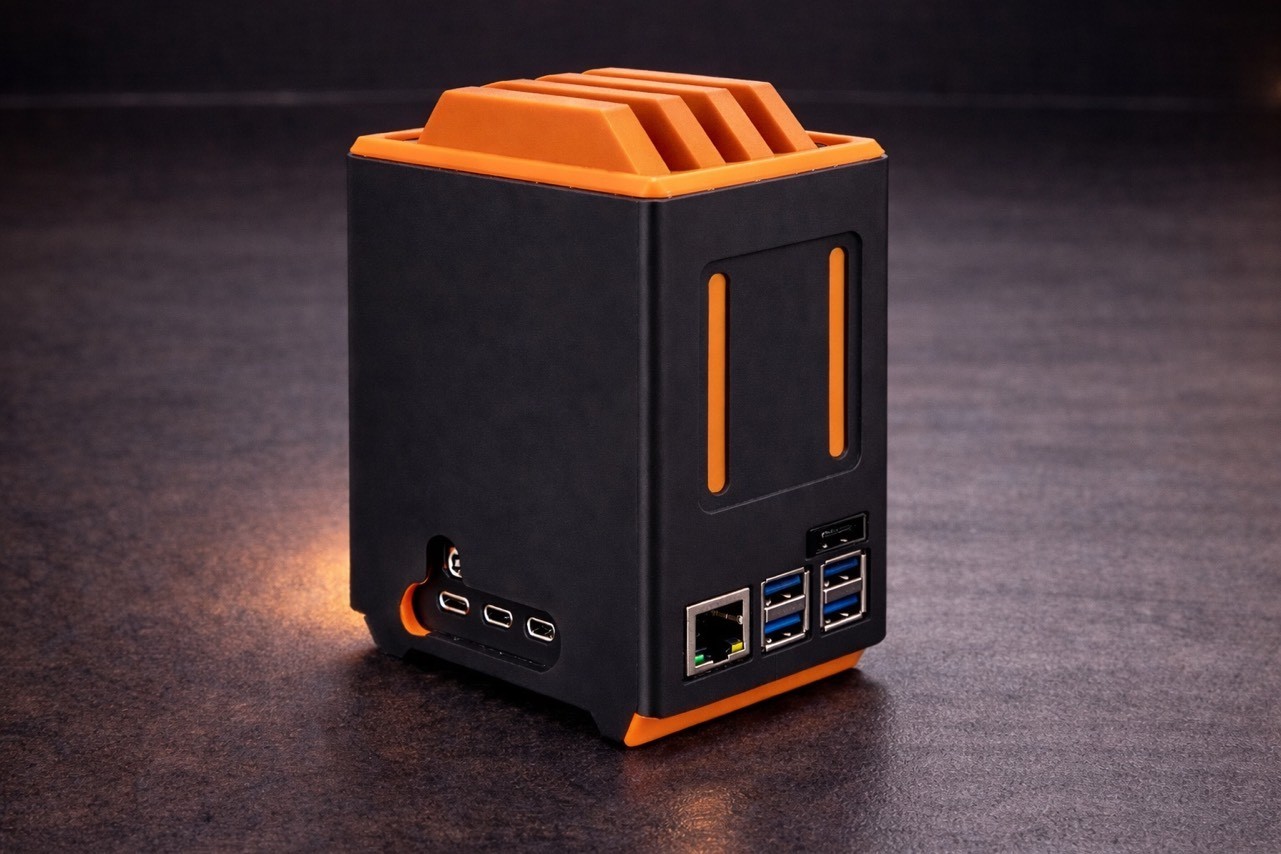 Raspberry pie 5 NAS enclosure case.