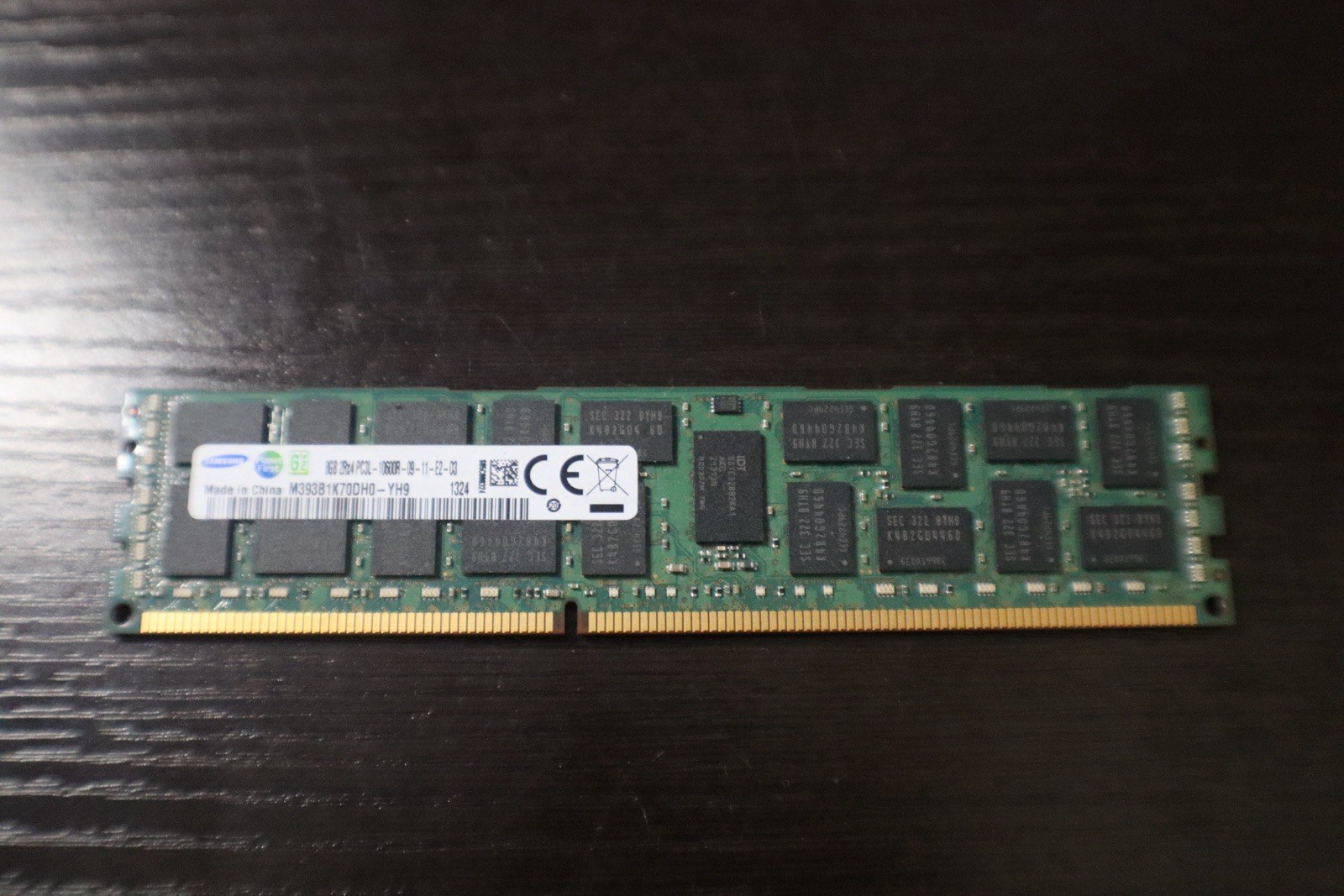 Samsung 8GB DDR3L PC3L-10600R ECC Registered 240-Pin DIMM M393B1K70DH0-YH9
