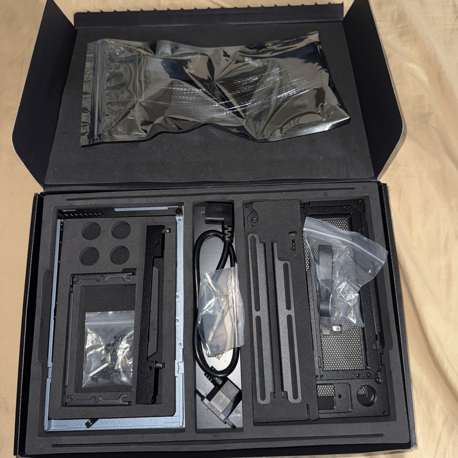 NCASE T1 V2.5 Flatpack Kit + Pcie 5.0 Riser – Midnight Color
