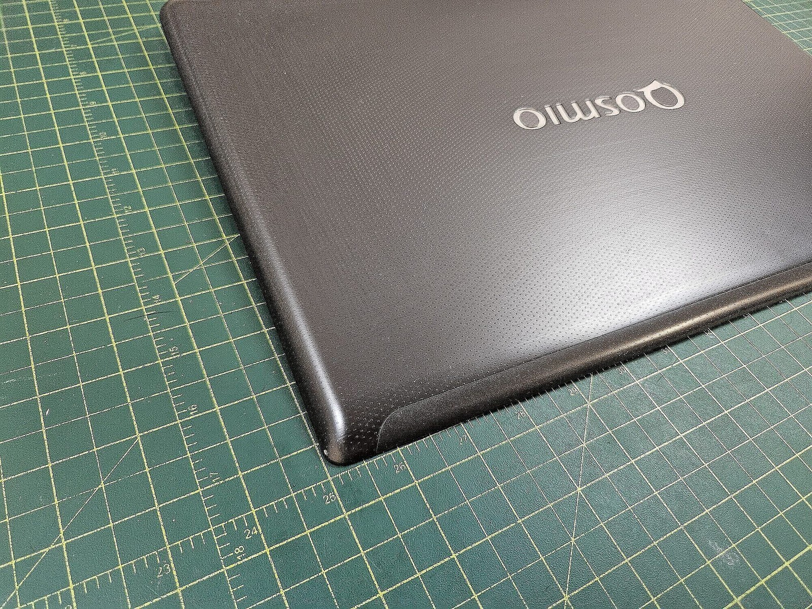 Toshiba Qosmio X875 17.3 LCD Back Cover V000280410 #d631
