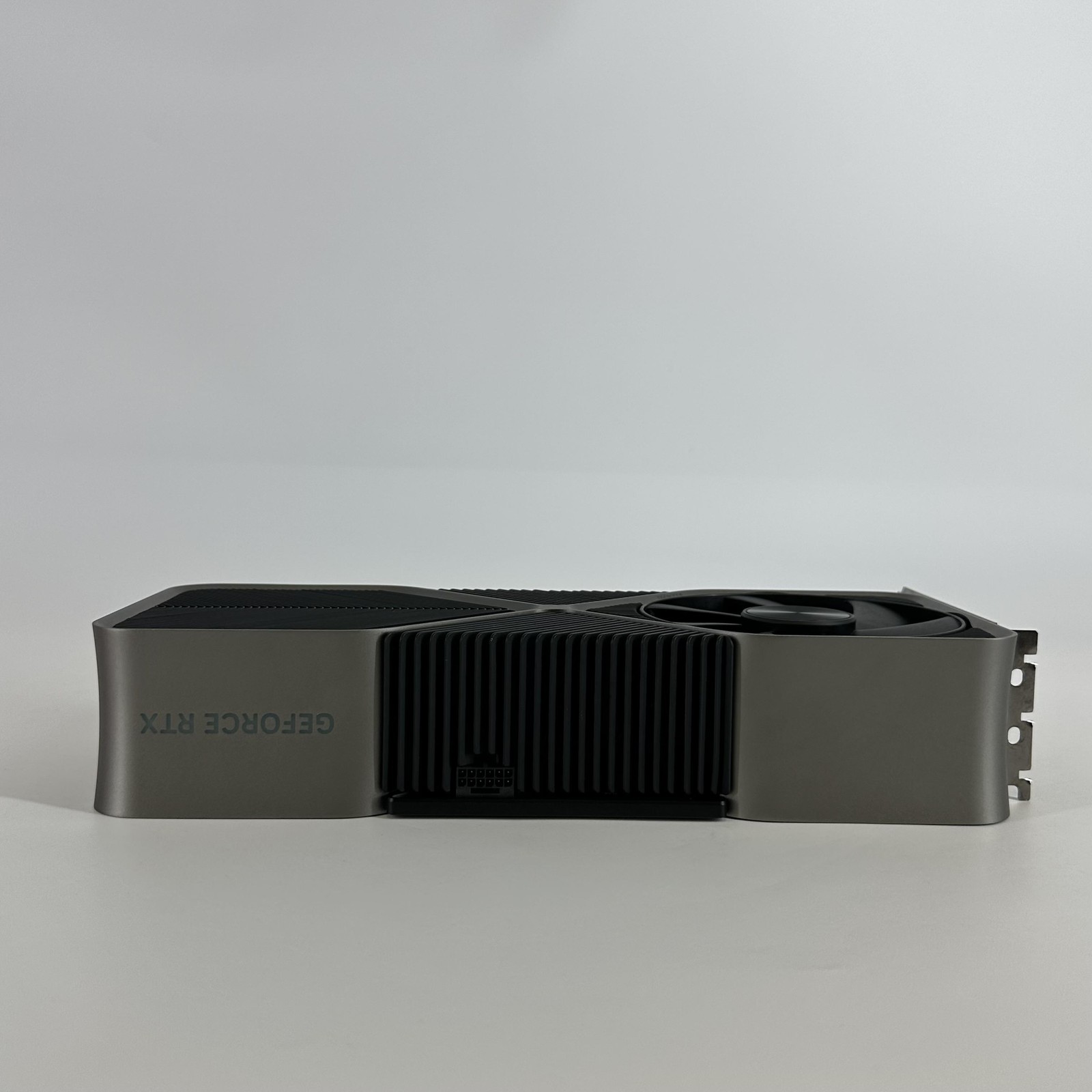 NVIDIA Founders Edition GeForce RTX 4080 16GB – Graphics Card – Very Good