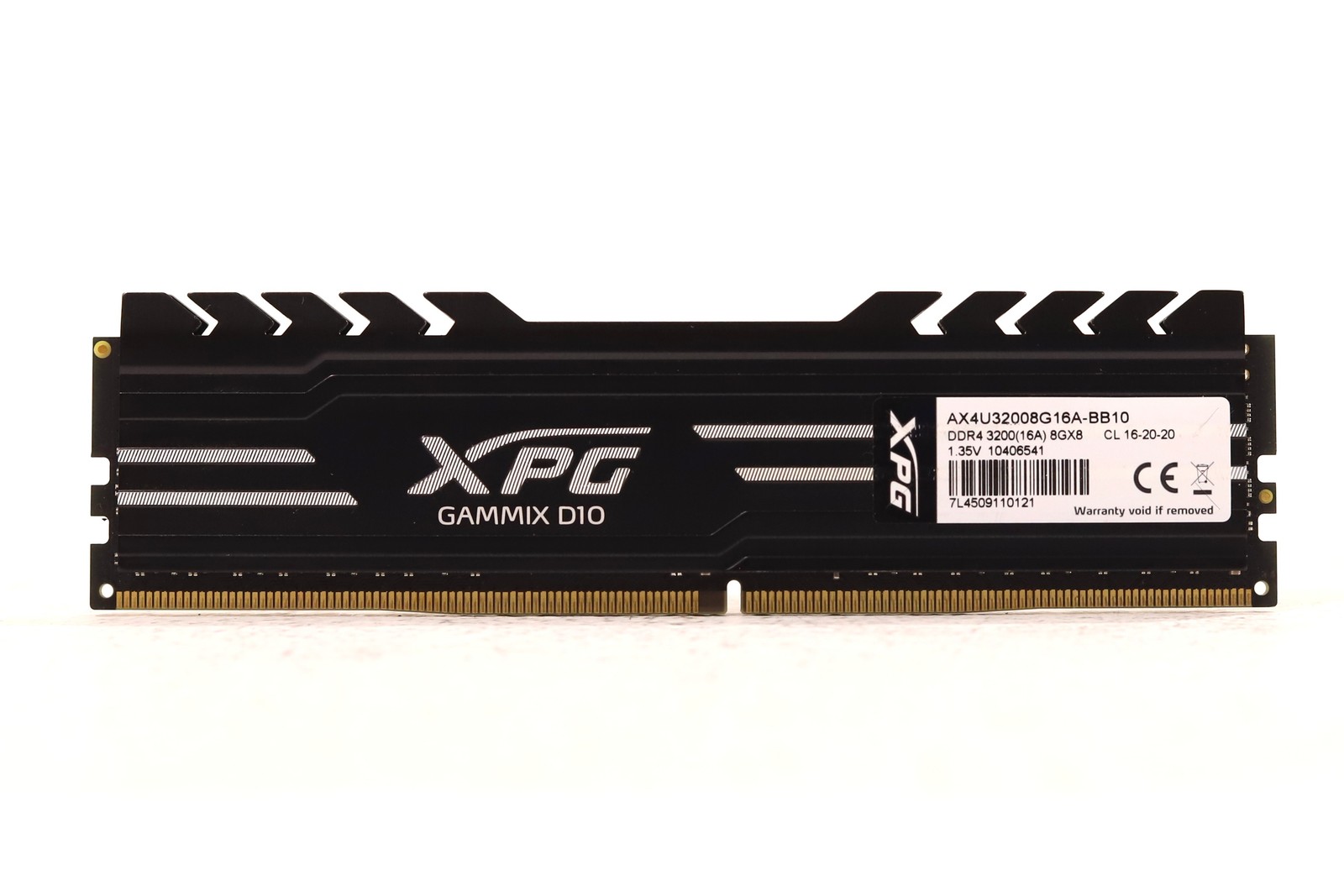 XPG GAMMIX D10 8GB PC4-25600 DDR4-3200MHz Memory P/N: AX4U32008G16A-BB10 Tested