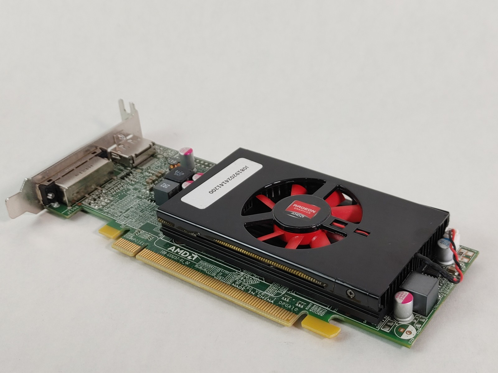 AMD Radeon HD 8570 1 GB DDR3 PCI Express x16 Low Profile Video Card