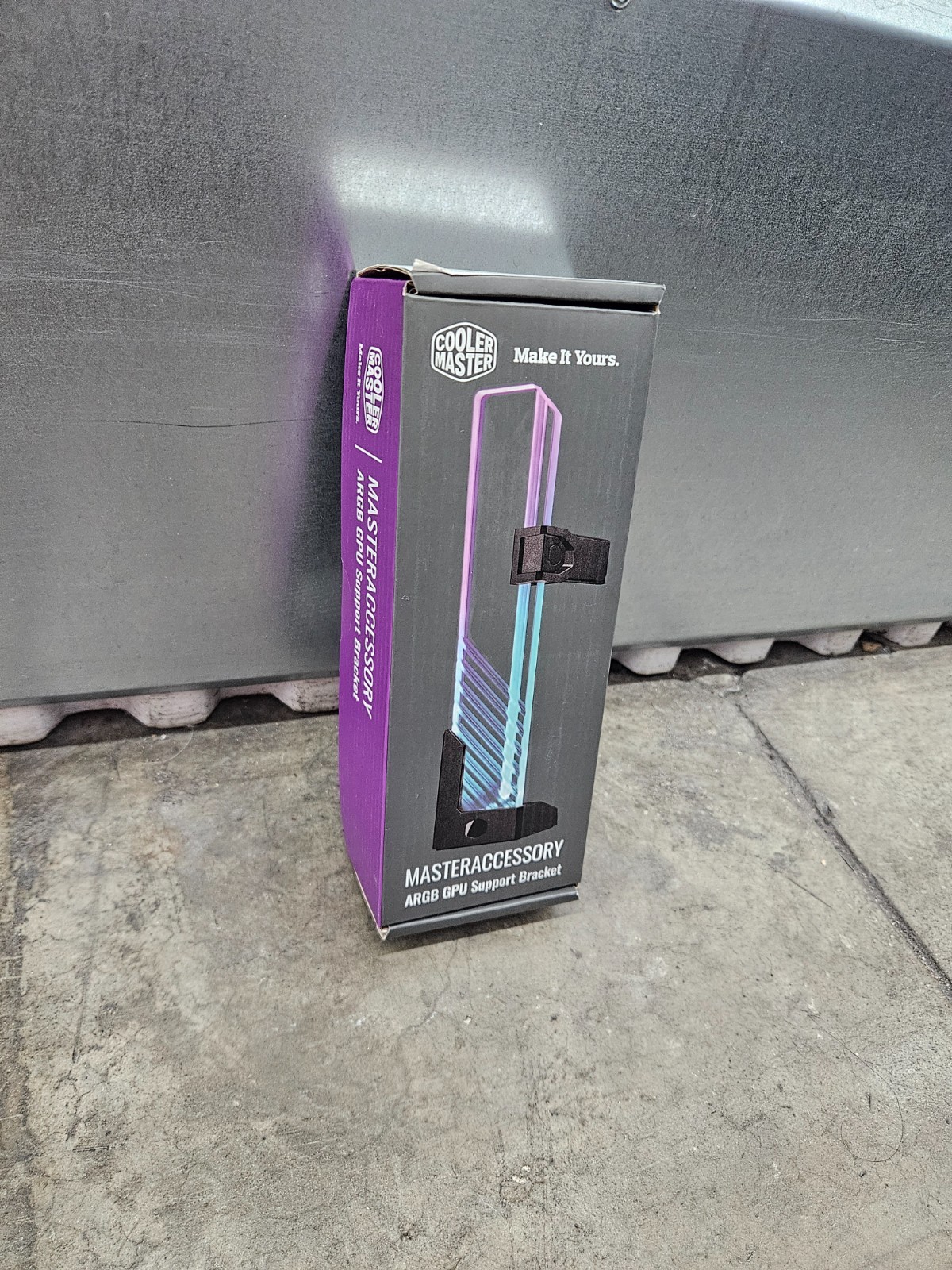 Cooler Master ARGB GPU Support Bracket – with original box and all accessories