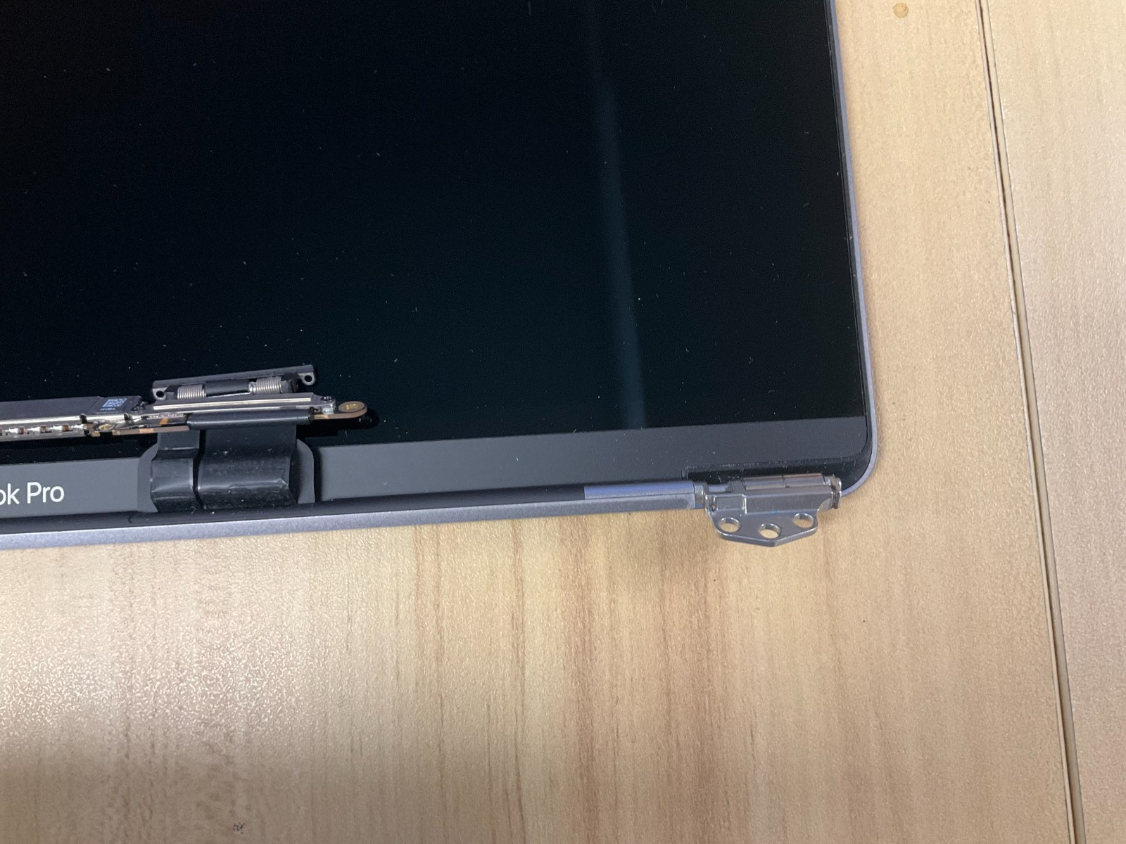 A1706 13″ LCD Screen Display MacBook Pro Space Gray Sticker residue Grade C