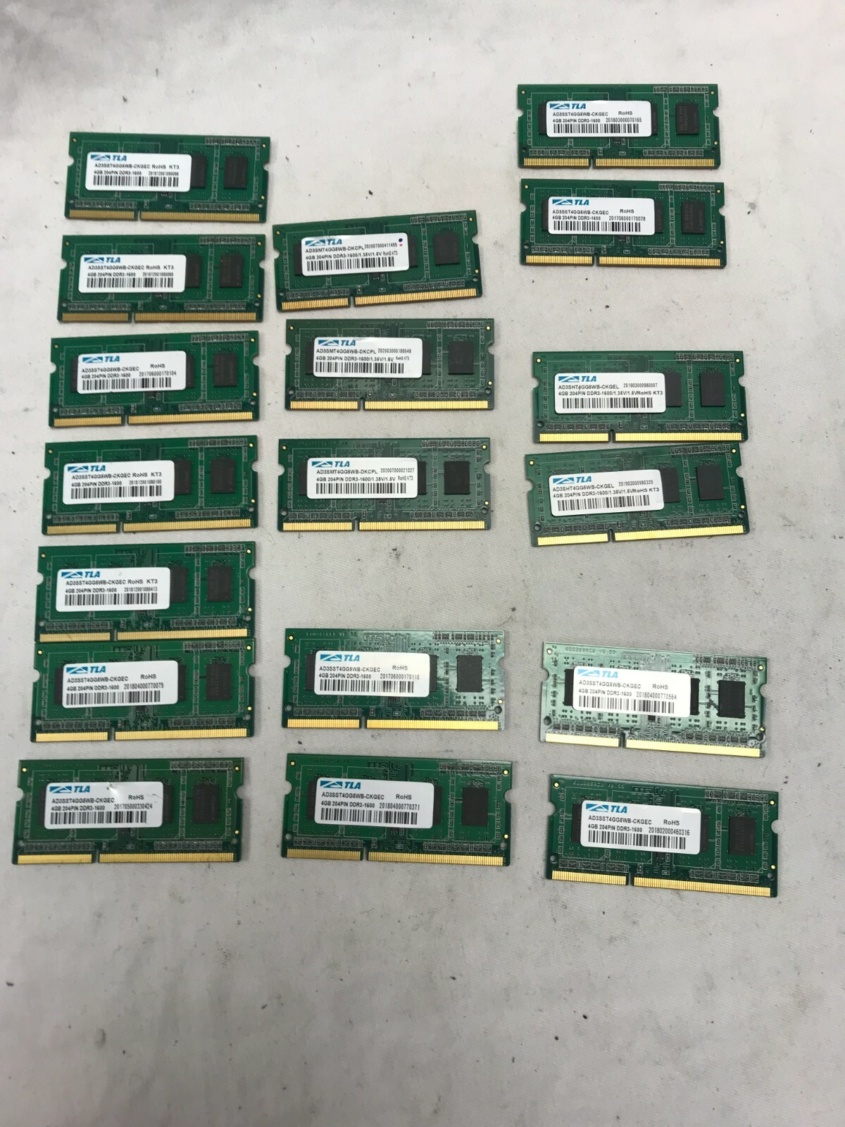 (Lot Of 18) 72GB TLA MIXED 4GB 204PIN DDR3-1600 Laptop Ram – Mixed PART#