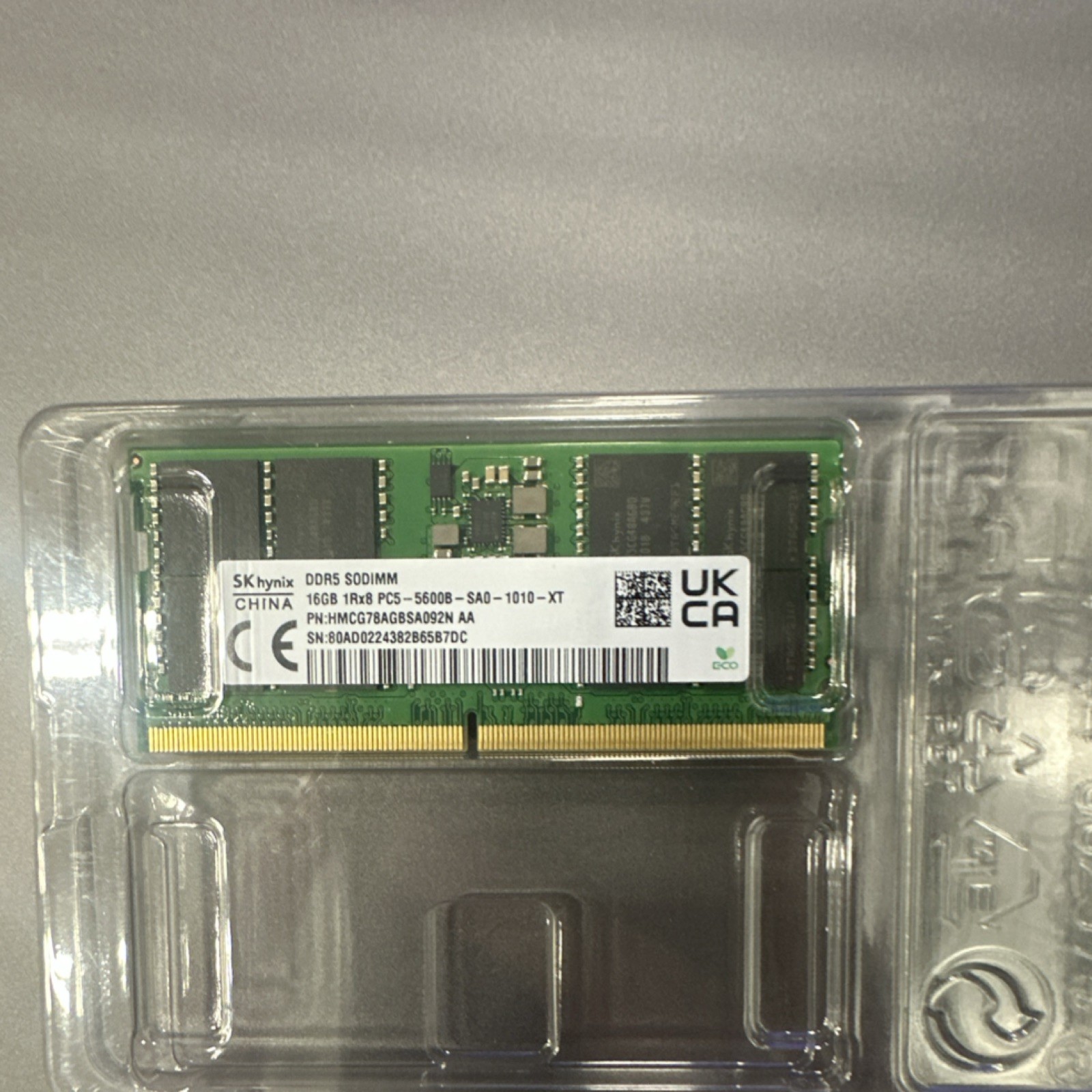 SK hynix DDR5 SO-DIMM 16GB PC5-5600B RAM Module HMCG78AGBSA092N
