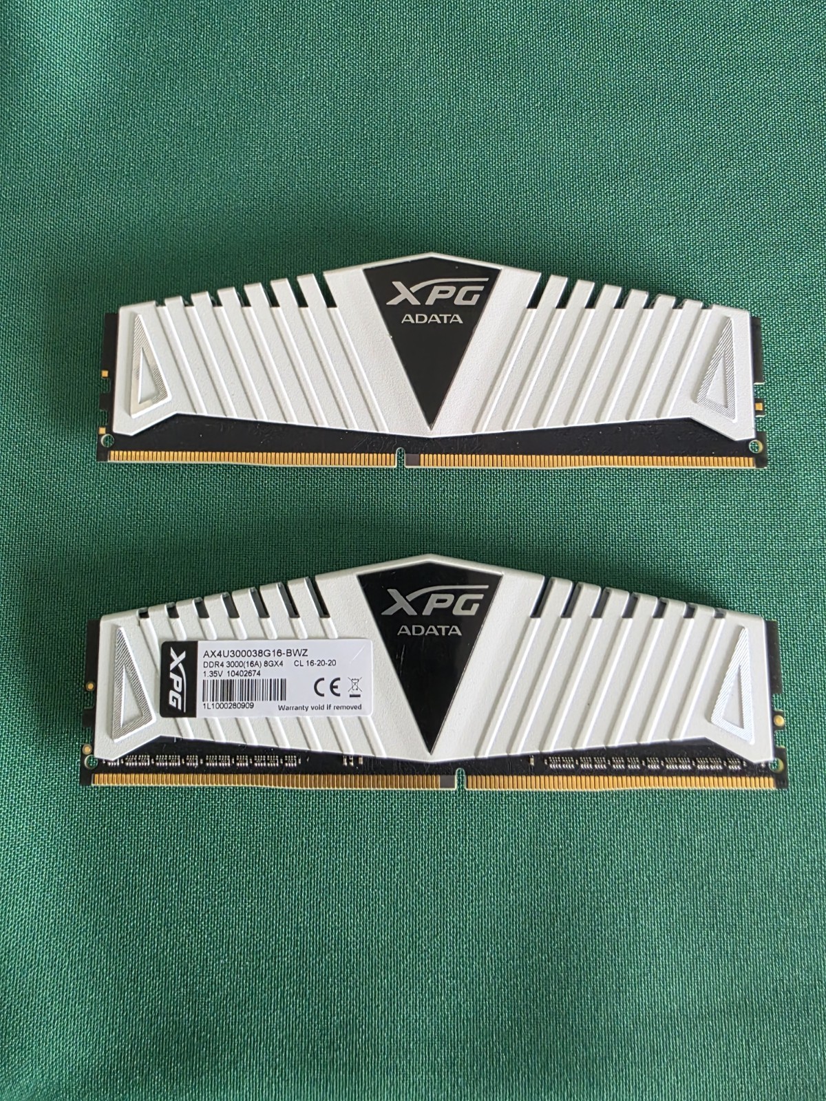 XPG Ram DDR4 16gb 3000mhz