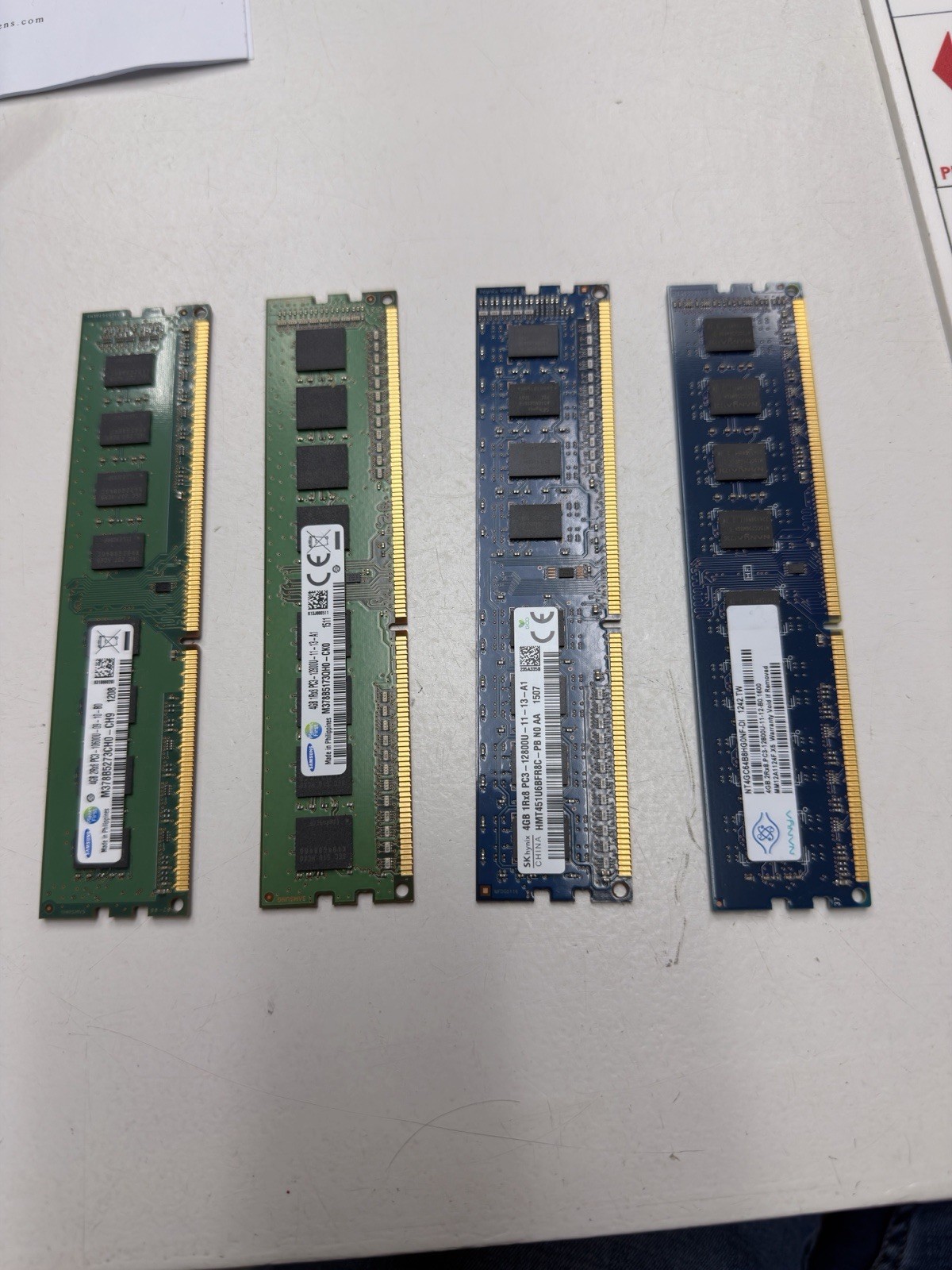 DDR3 4x4GB (16GB) 2rx8 PC3 M378B5273CHO-CH9 Memory RAM PC3 1208
