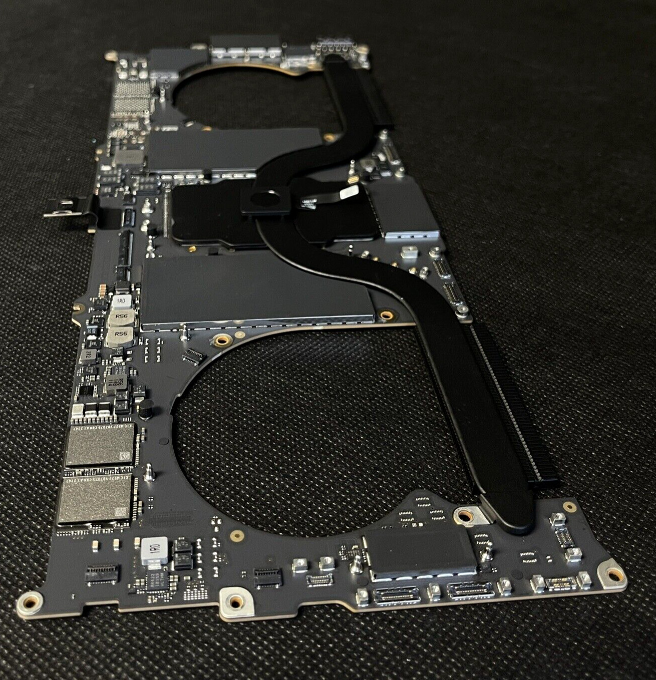 A2442 Apple MacBook Pro 14″ M1 Pro (2021) – Logic Board 16GB, 1TB – (661-21276)
