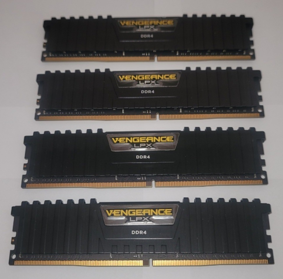 Corsair Vengeance LPX 64GB 4×16 DDR4 DRAM 3000MHz