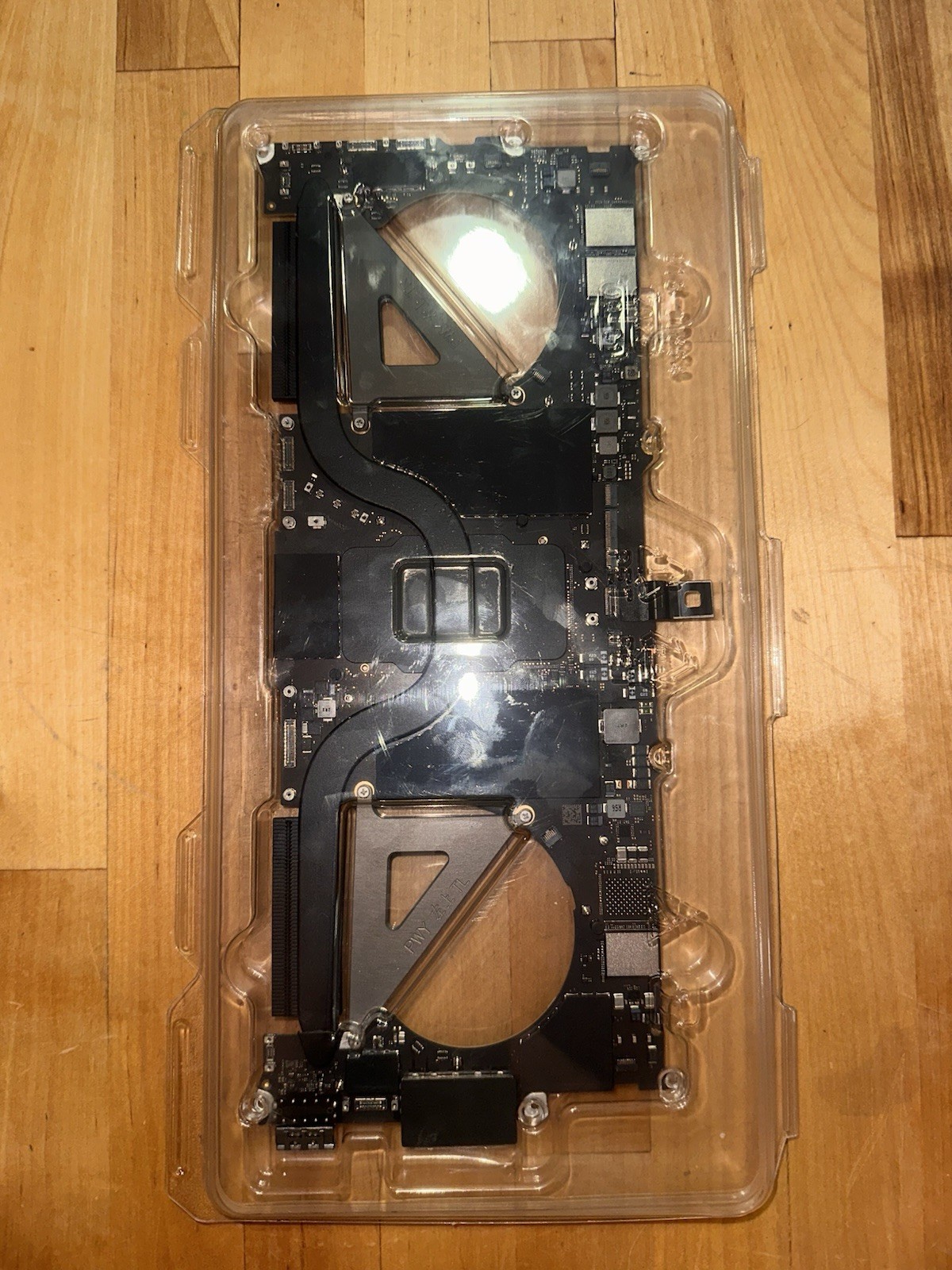 Apple MacBook Pro 14” A2442 Logic Board 820-02098-A Appears Unused Service Part