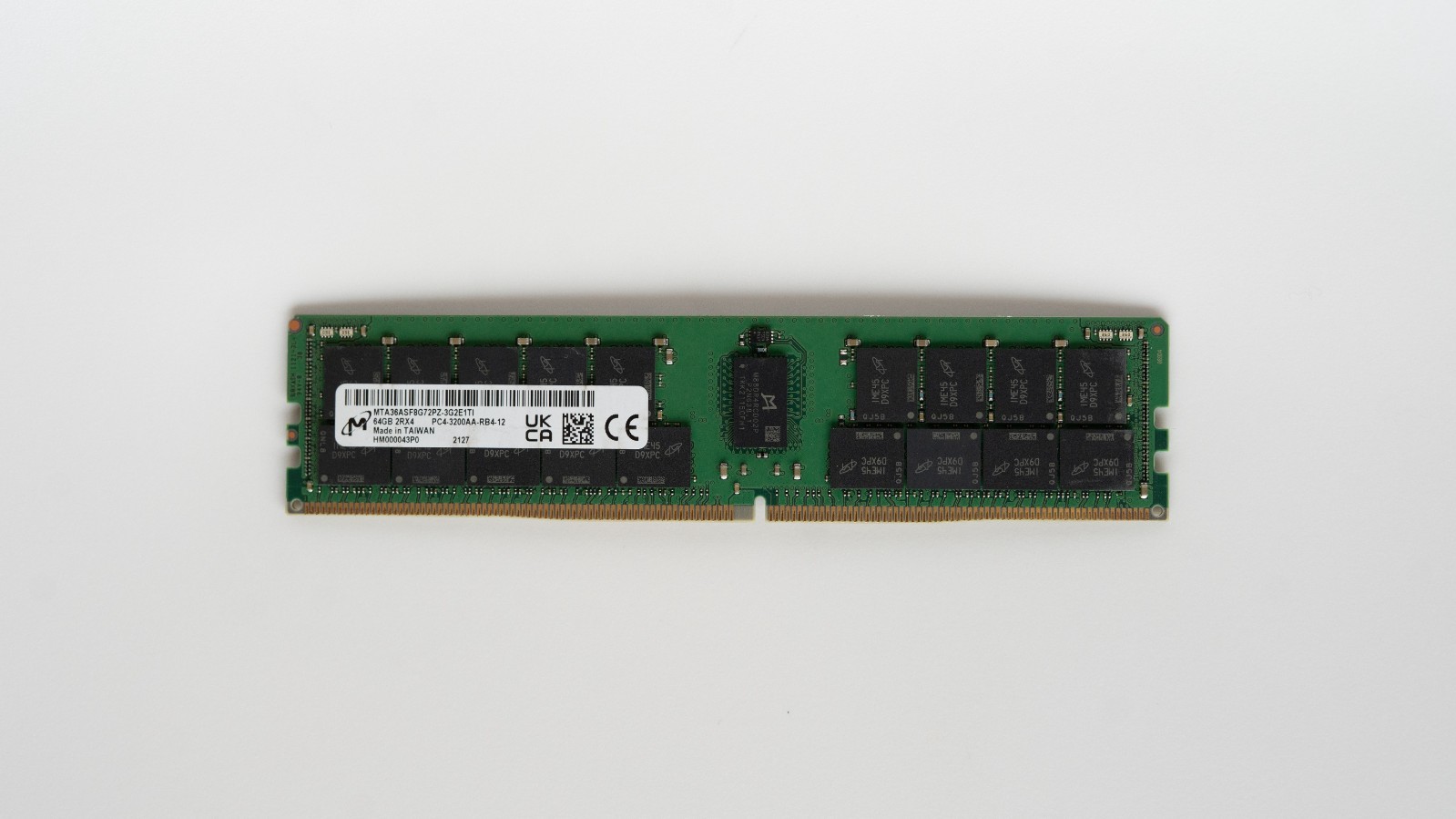 Micron/SUPERMICRO 64GB DDR4 3200MHz MTA36ASF8G72PZ-3G2 PC4-3200AA ECC RDIMM RAM