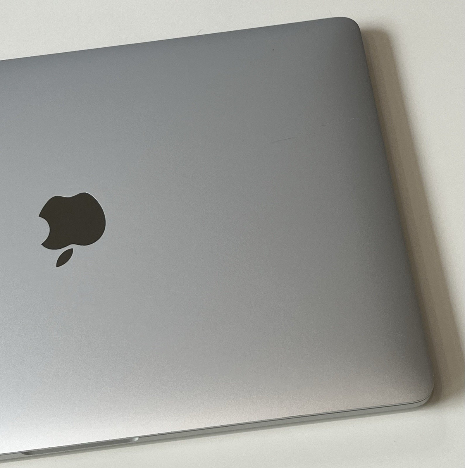 MacBook Pro A2159 2019 13″ LCD Screen Display Silver OEM 661-12830 Grade B-