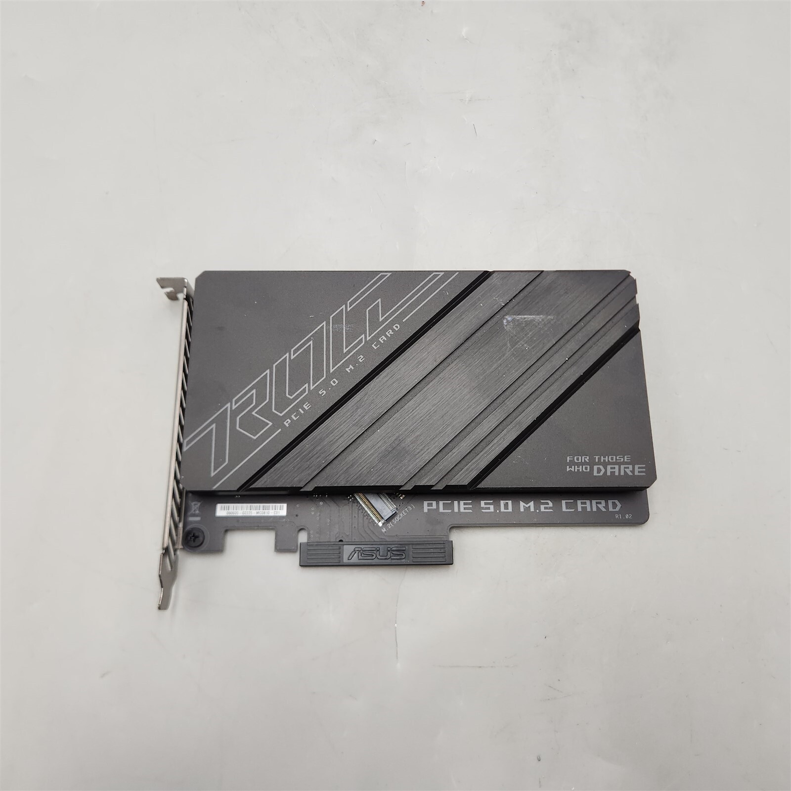 PCIe 5.0 M.2 Card and Accessories for Asus ROG Crosshair X670E Hero Motherboard