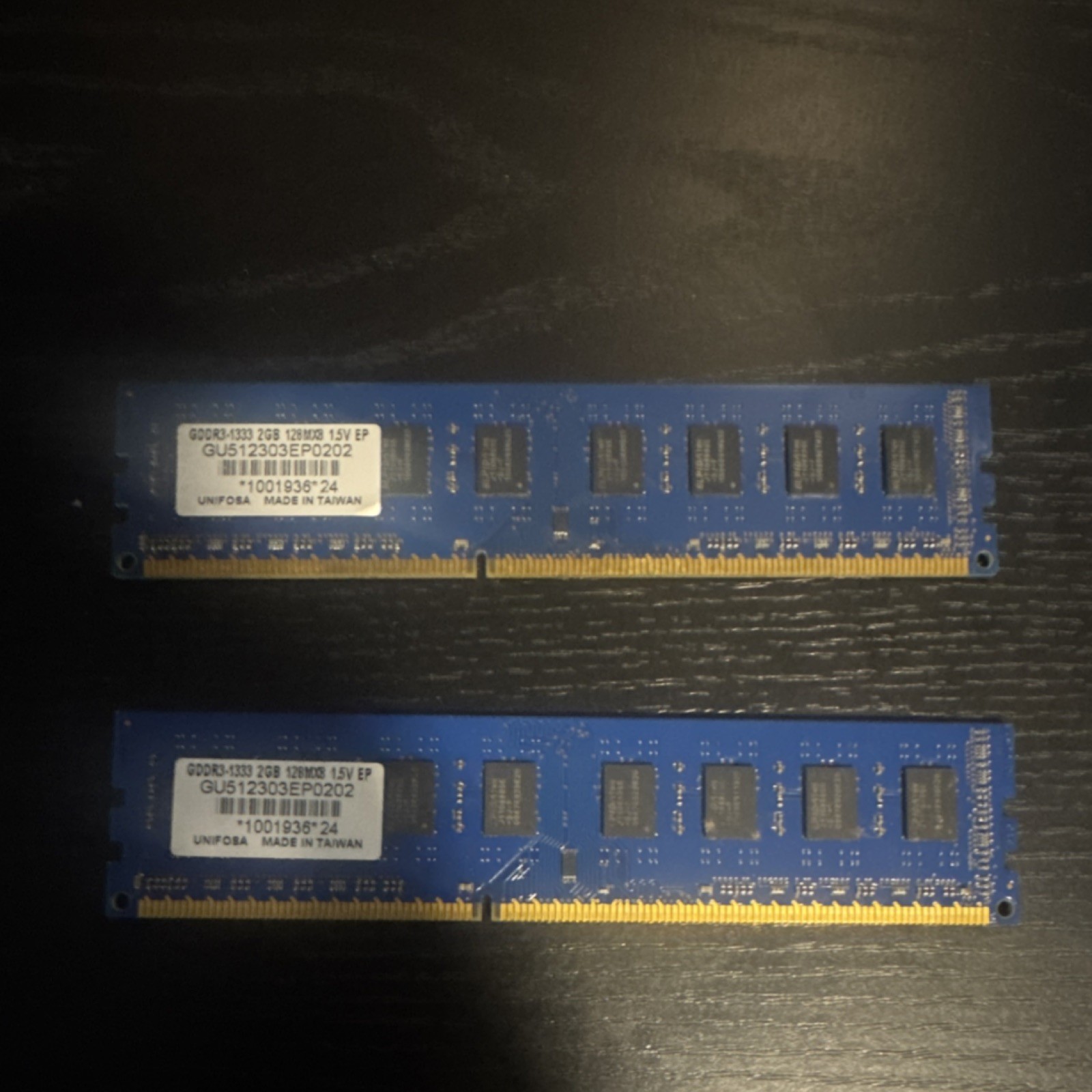 unifosa GDDR3-1333 2GB 128MX8 1.5V EP GU512303EP0202 1001936 24
