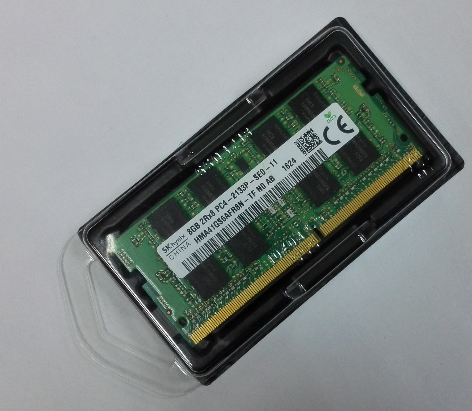 SK hynix 8GB DDR4 2133MHz Laptop RAM 2Rx8 PC4-2133P hyundai HMA41GS6AFR8N-TF