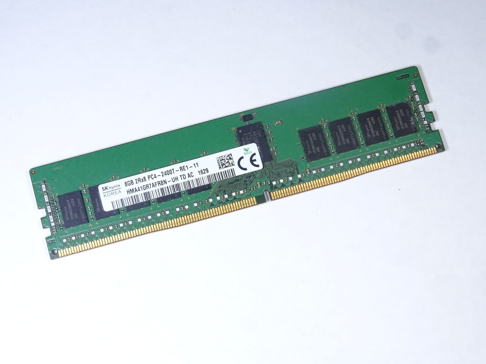 SK hynix 8GB DDR4-2400 PC4-19200 ECC RDIMM Server RAM (HMA41GR7AFR8N-UH)