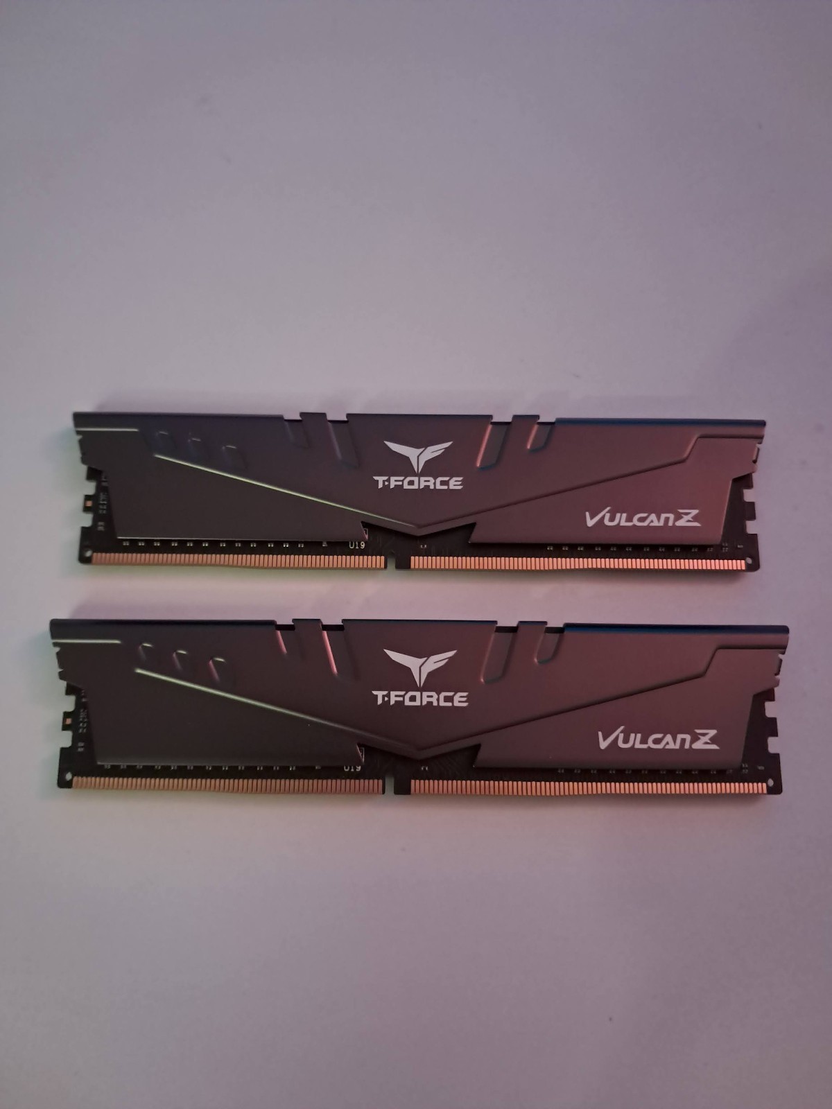 TEAMGROUP T-Force Vulcan Z DDR4 32GB Kit (2x16GB) 3200MHz TLZGD432G3200HC16FDC01