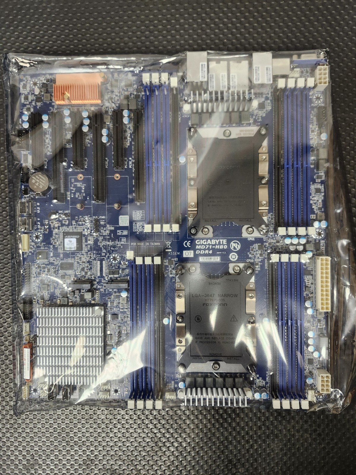 For GIGABYTE MD71-HB0 Server Motherboard LGA3647 DDR4 E-ATX Serverboard New