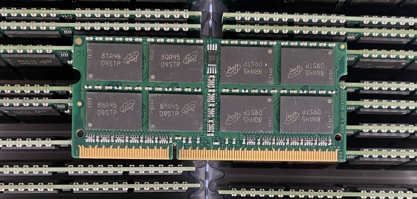 16GB DDR3 1600 Laptop SODIMM RAM PC3L-12800S 204pin 1.35v from MT Micron IC