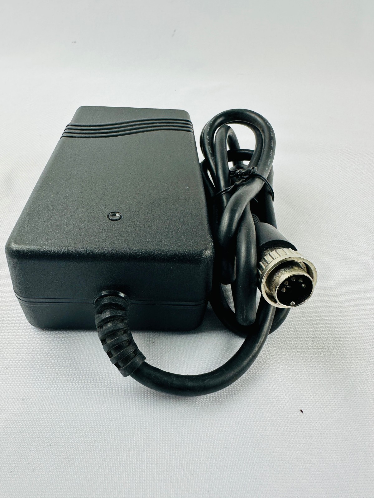 XP Power HUP45-30 Power Supply Adapter
