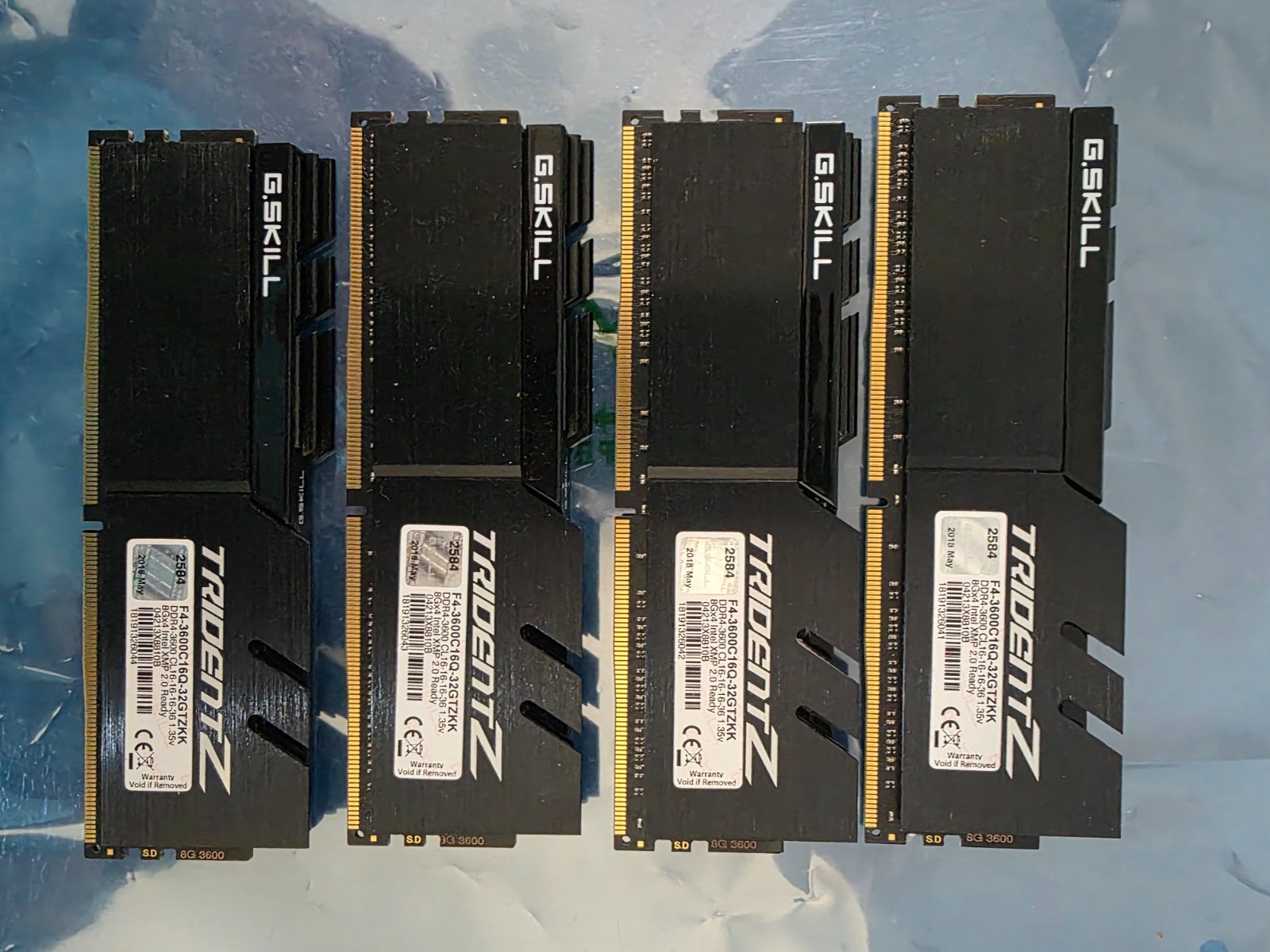 G. SKILL Trident Z 32GB 4 x 8GB DDR4 3600 CL16-16-16-36 1.35V F4-3600C16Q-32GTZK
