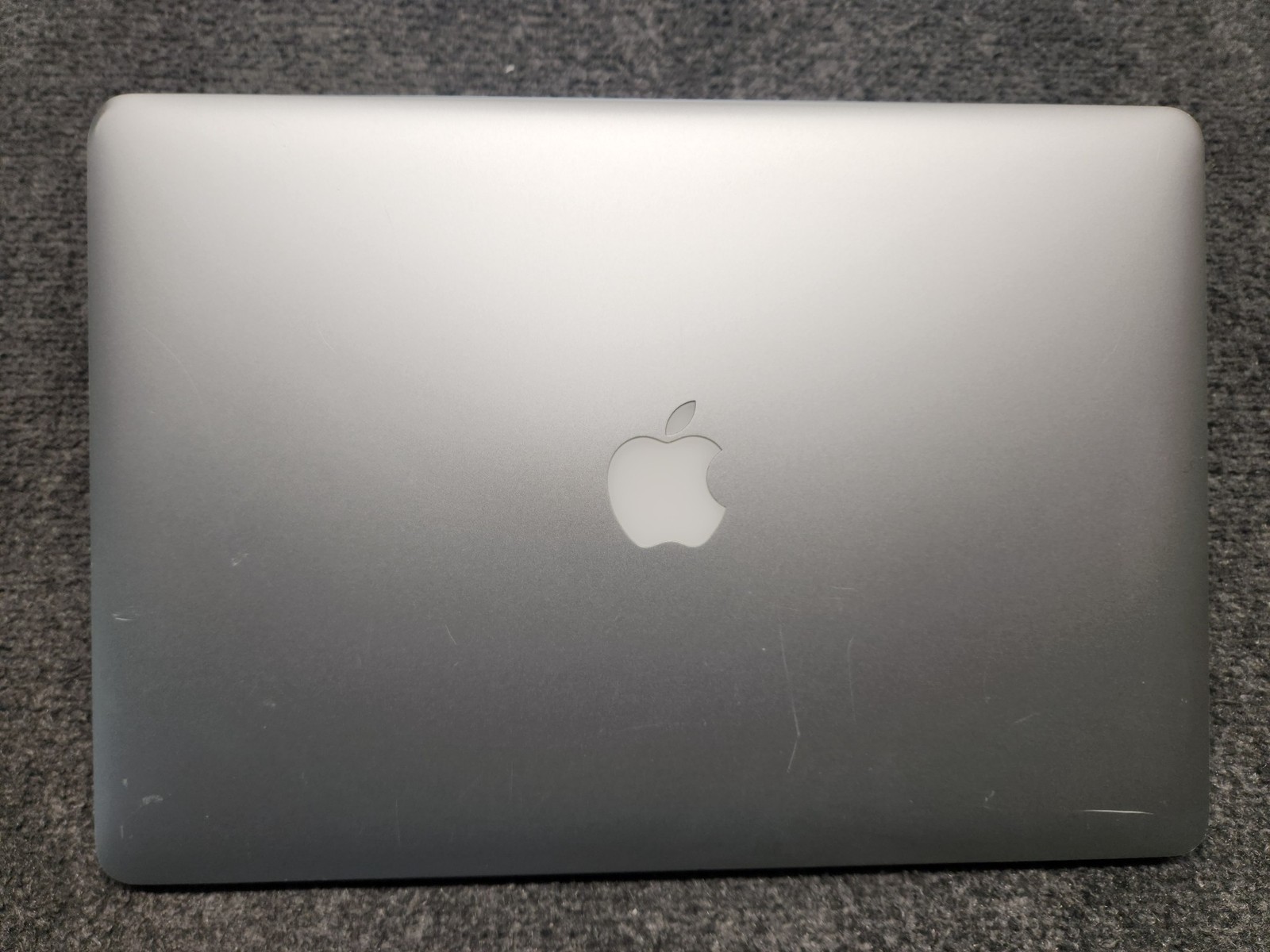 Apple A1398 MacBook Pro 15.4″ Laptop Screen/Case/Keyboard ONLY *No Motherboard*