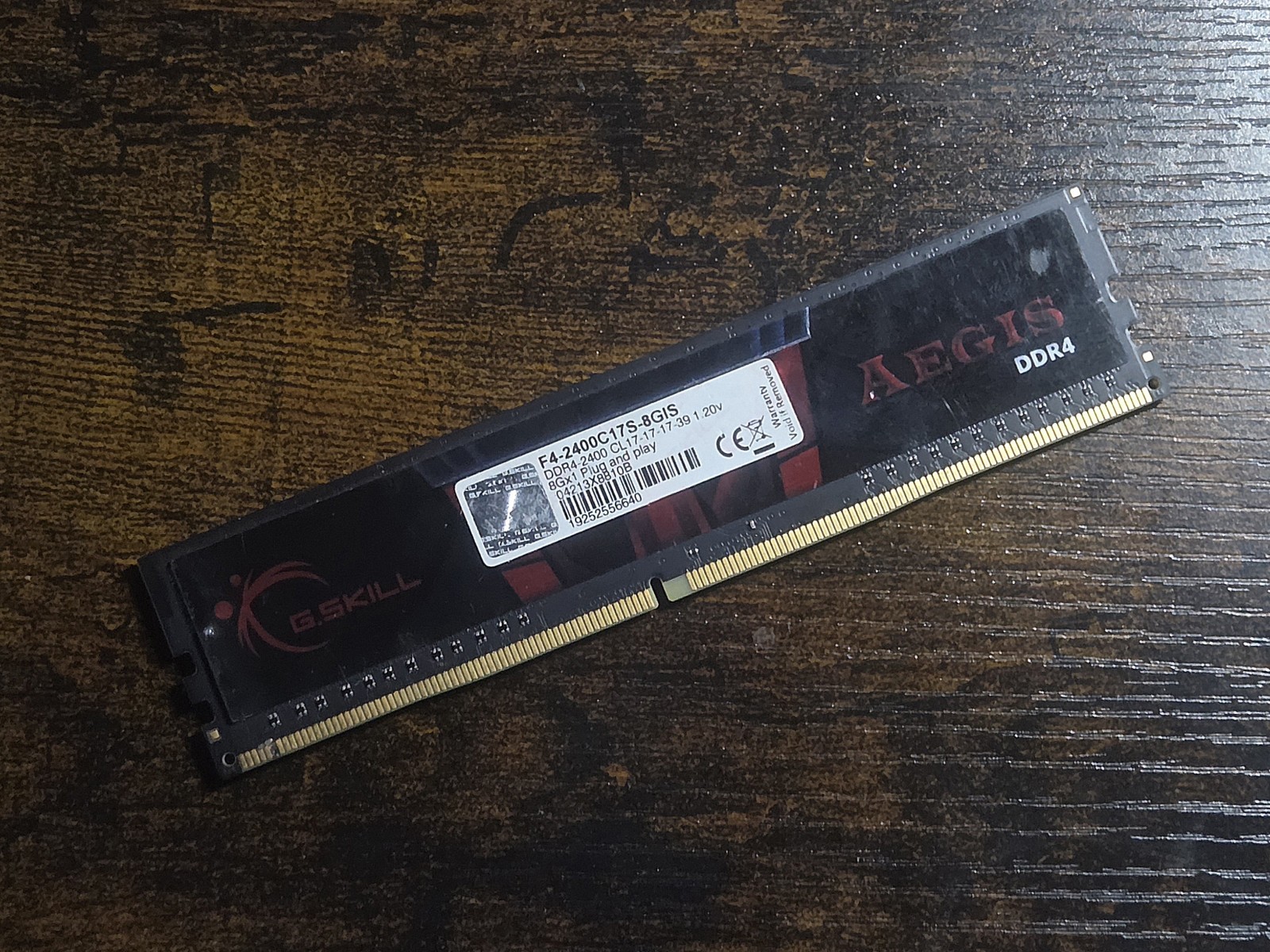 G. SKILL Aegis 8GB (1x 8GB) PC4-24000 (DDR4-2400) Memory (F43000C17S8GISB)