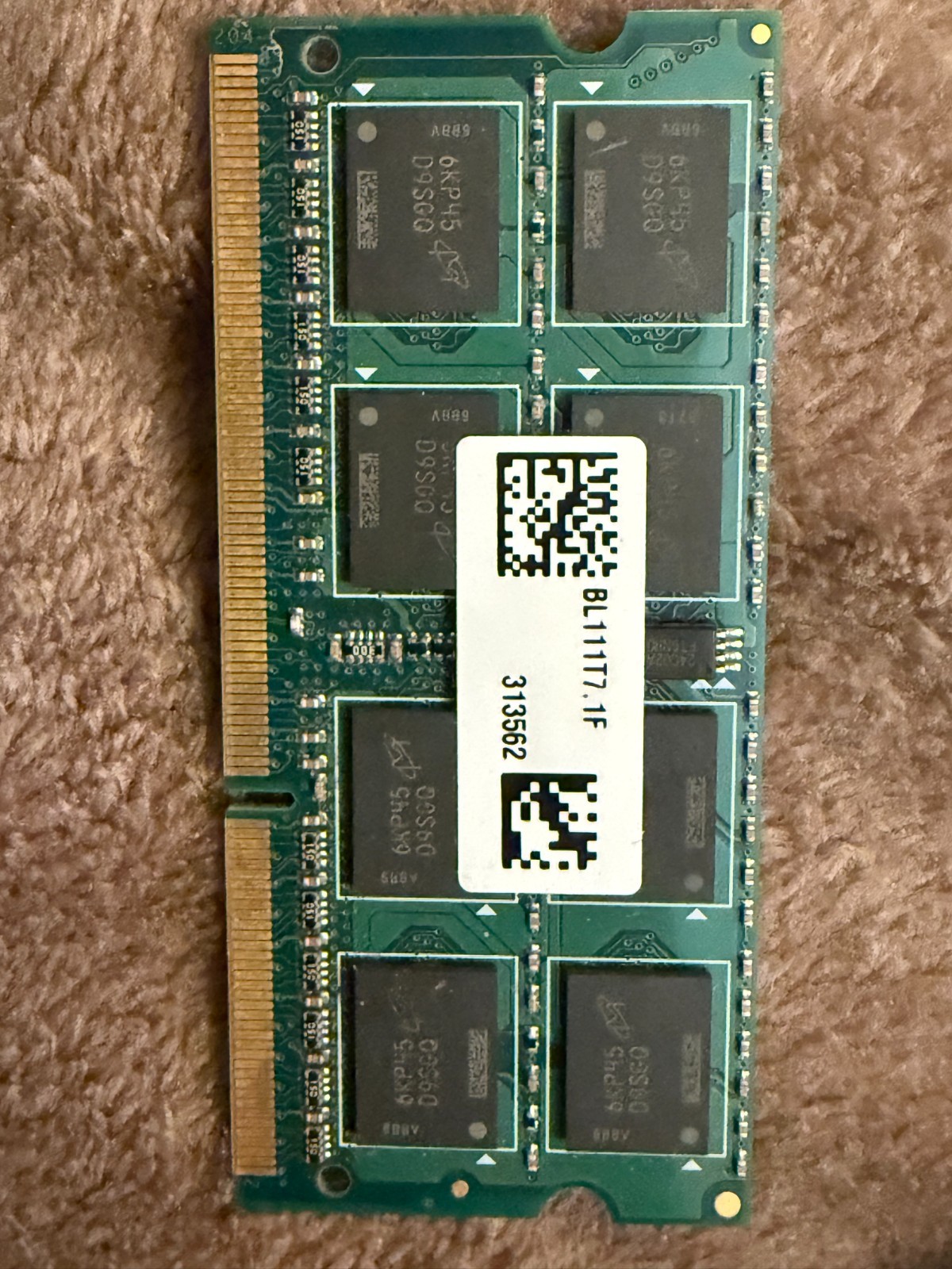Crucial CT102464BF160B 8GB SO-DIMM PC3-12800 (DDR3-1600) Memory