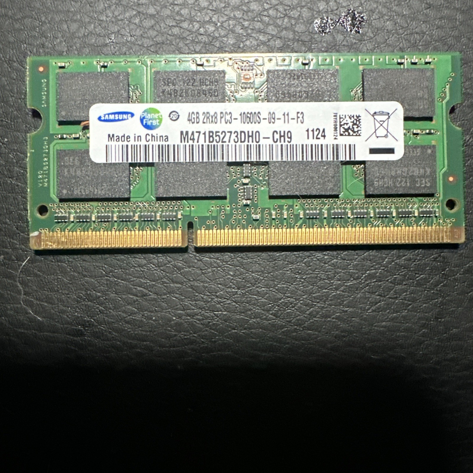 Samsung 4GB SO-DIMM DDR4 SDRAM Memory