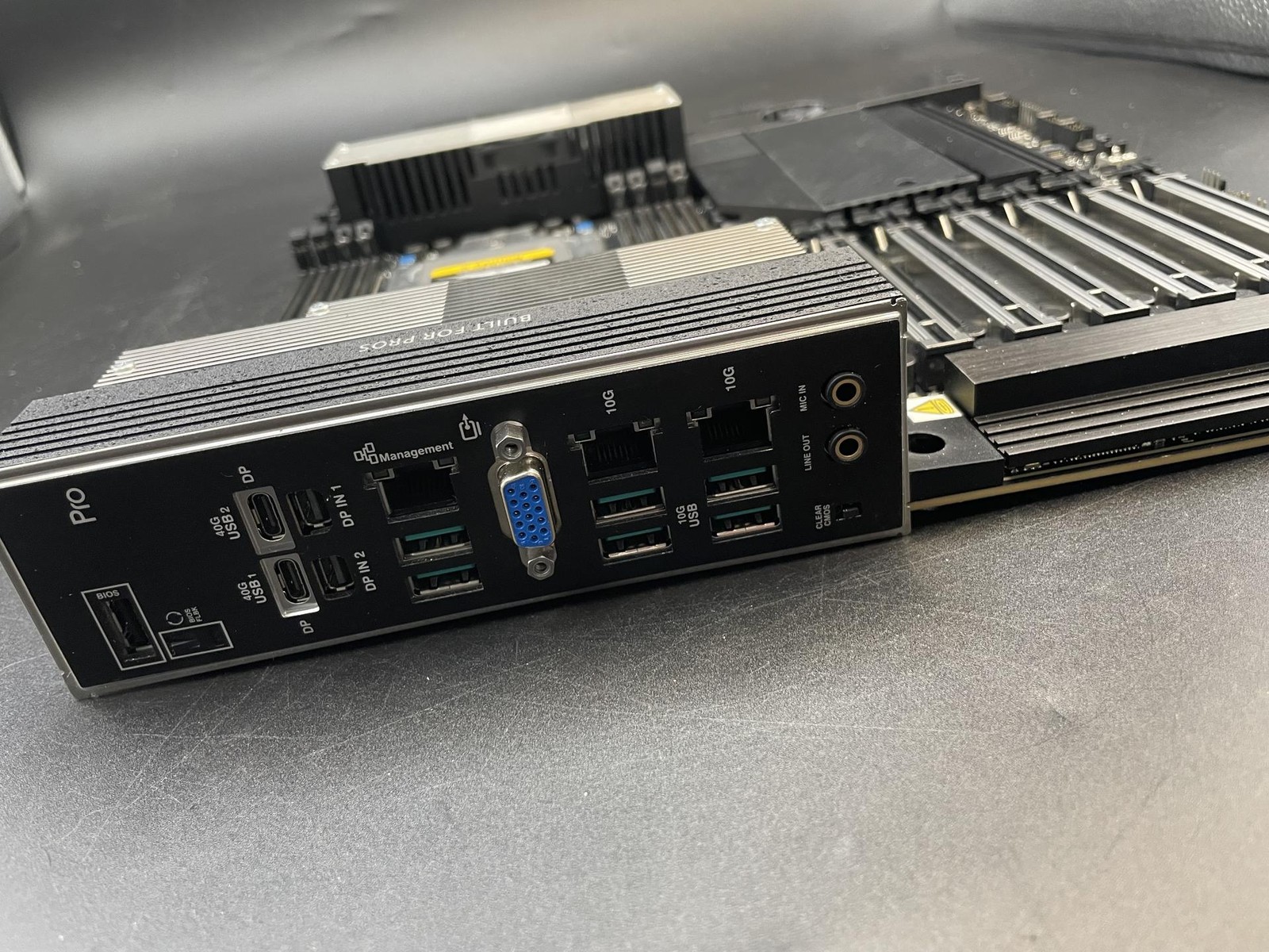 ASUS Pro WS WRX90E-SAGE SE EEB Workstation Motherboard sTR5 Socket PC1723348