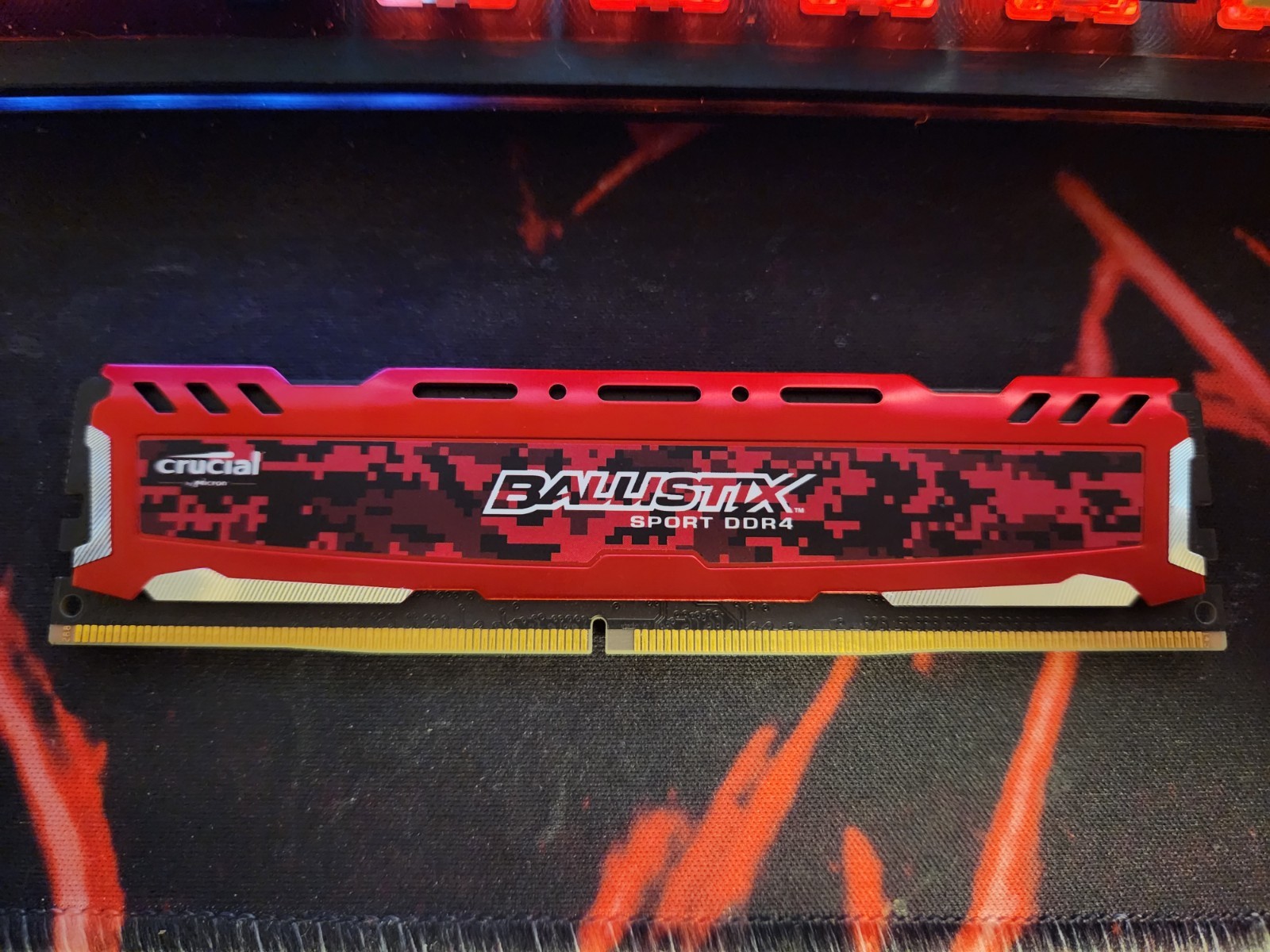 Ballistix Sport By Micron DDR4 Ram 1X4GB BLS4G4D240FSB.8FBD