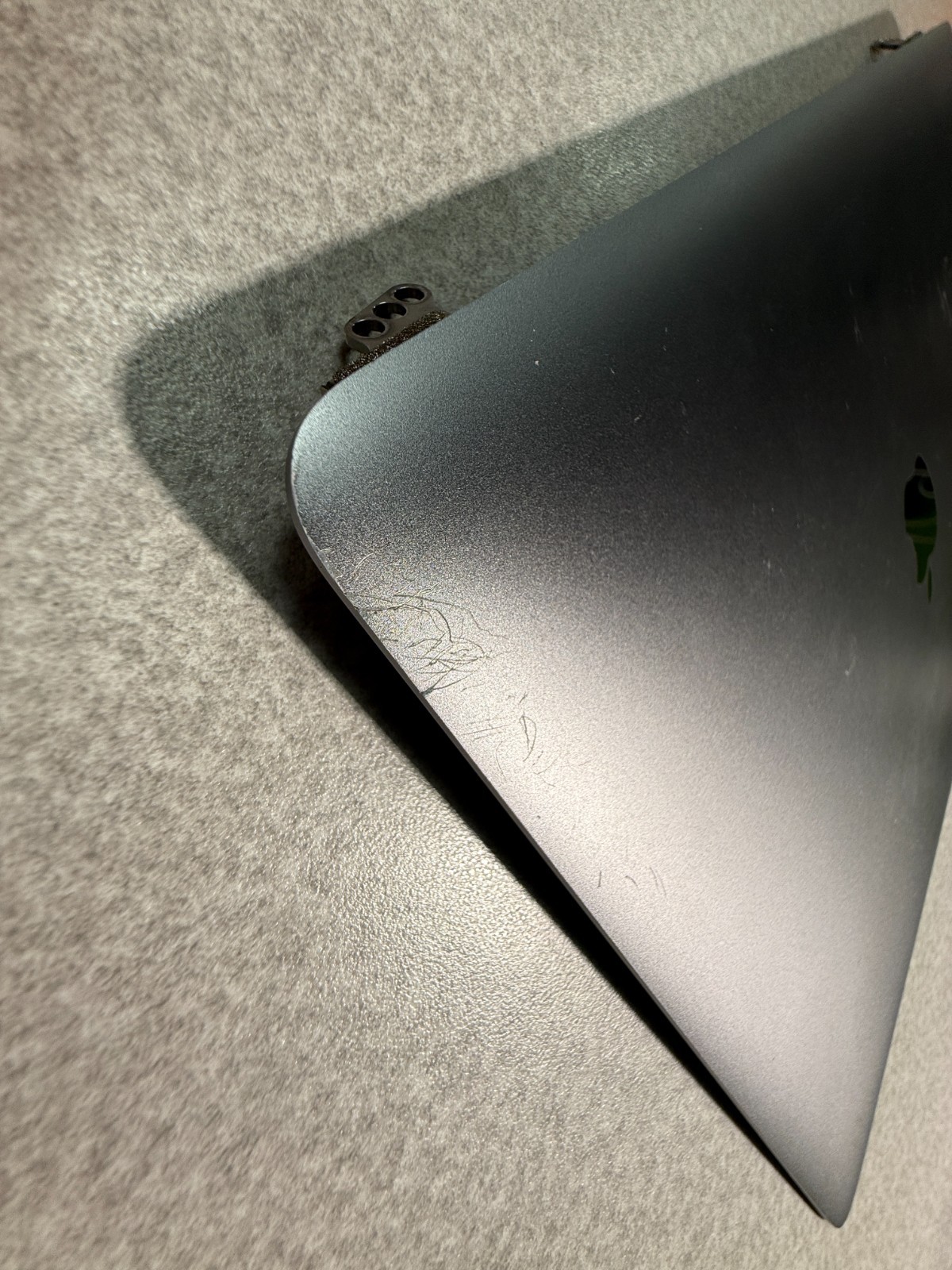 Macbook 12″ Space Grey Screen Assembly Good Condition SCREEN ONLY NO LAPTOP