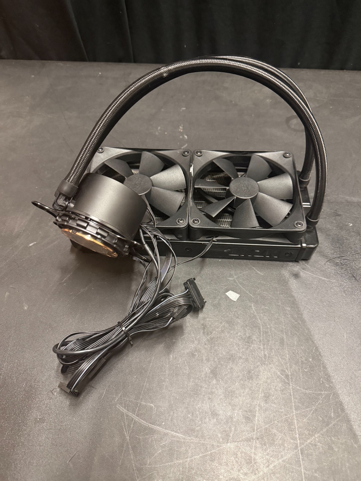 NZXT Kraken 240 RL-KN240-B1 240mm AIO LCD CPU Cooler Used