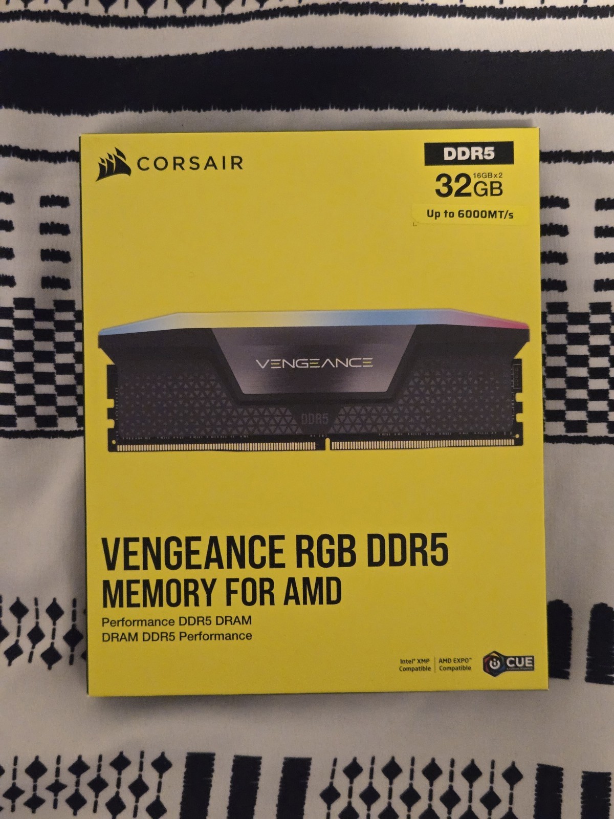Corsair Vengeance RGB DDR5 32GB (2x16GB) DDR5-6000 288-Pin DIMM AMD