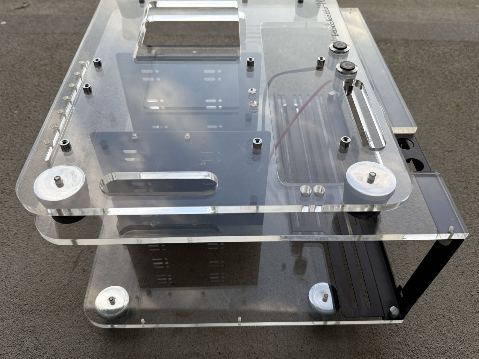 Microcool Banchetto 101 Open Air PC Test Bench – FOR PARTS / AS-IS