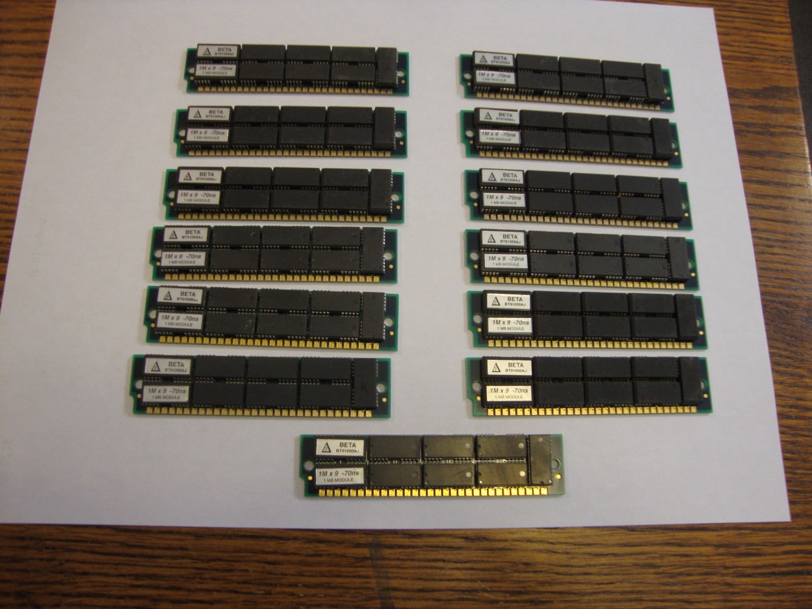 Vintage Beta 1MB 70ns BT91000AJ Ram Memory 30-pin Lot of 13 New & Used Mix