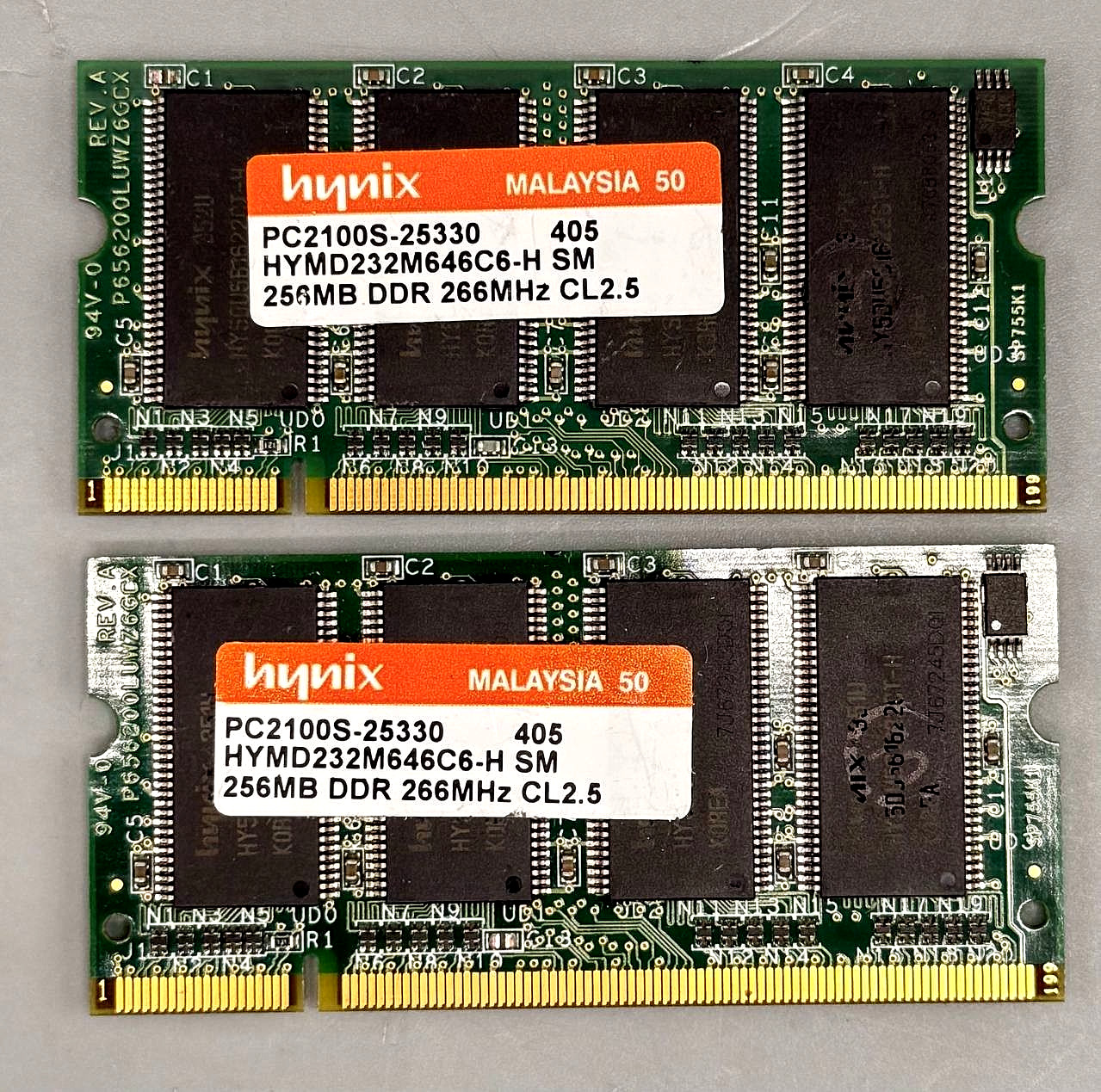 2x Hynix 256MB DDR PC2100 266MHz 200-Pin SODIMM Laptop RAM HYMD232